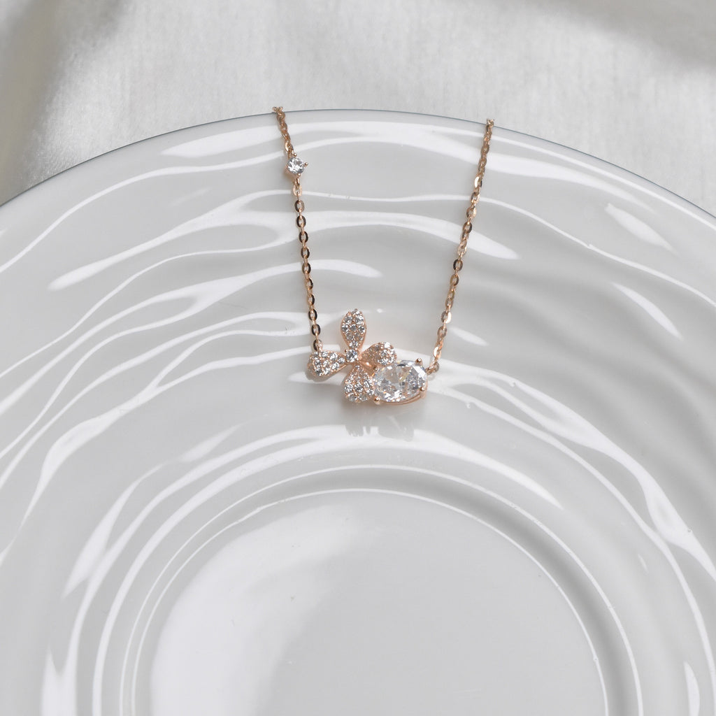 Tui Et Moi Flora Necklace