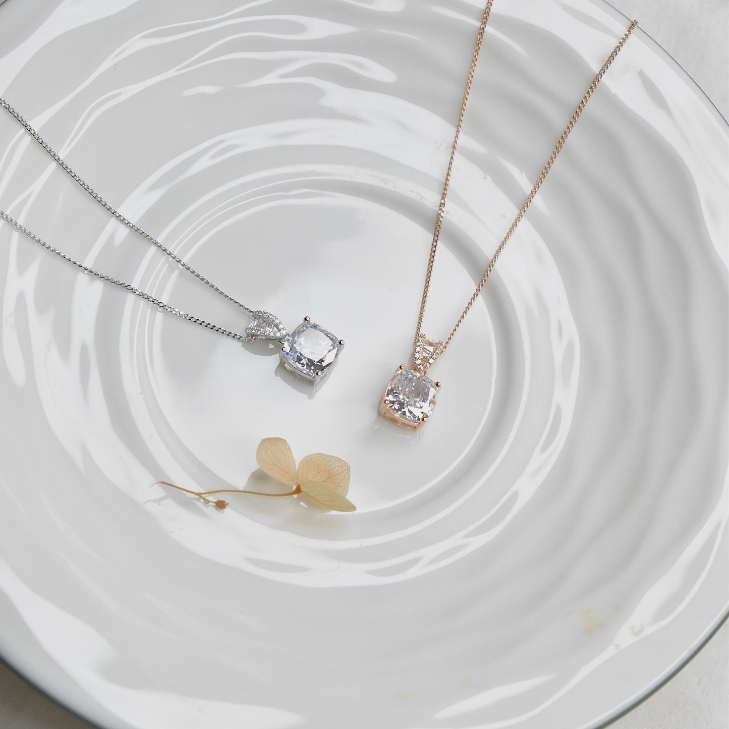 Square Solitaire Pendant Chain