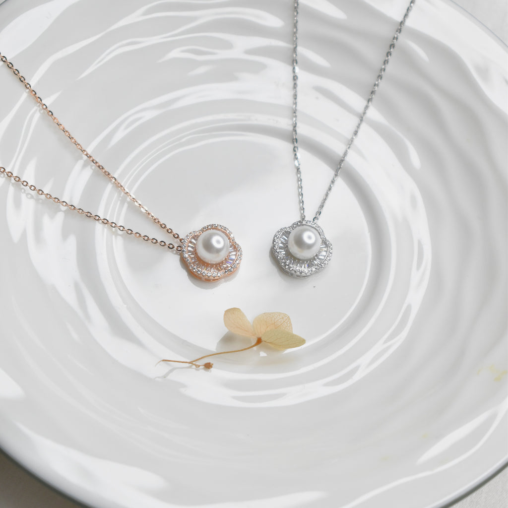 Pearl Bloom Necklace