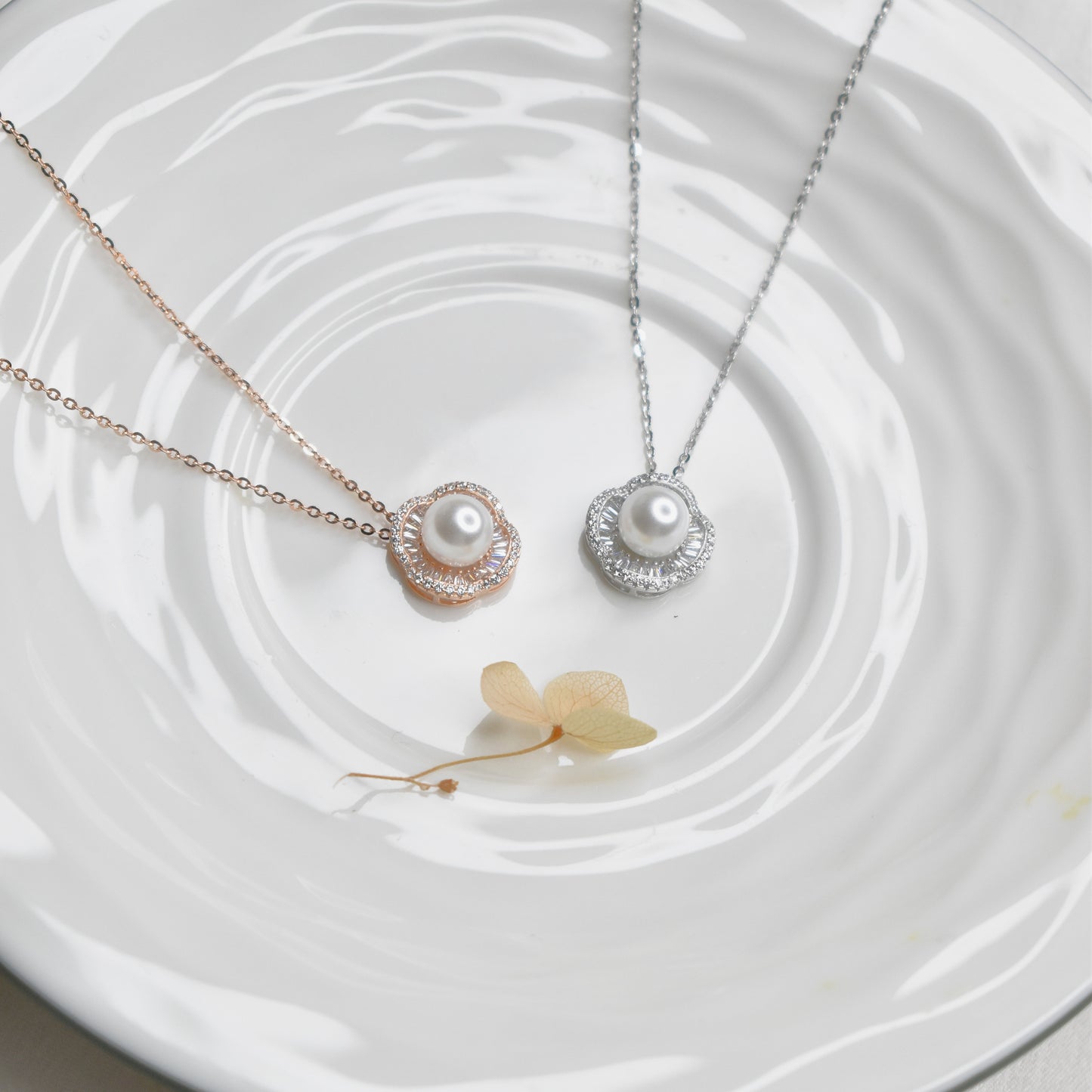 Pearl Bloom Necklace