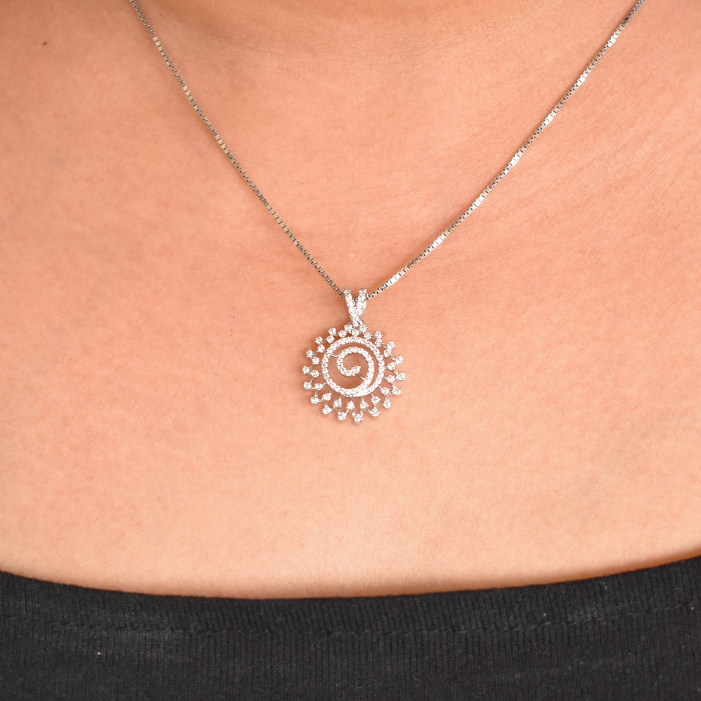 NIA Aurum Veil Pendant Set