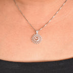 NIA Aurum Veil Pendant Set