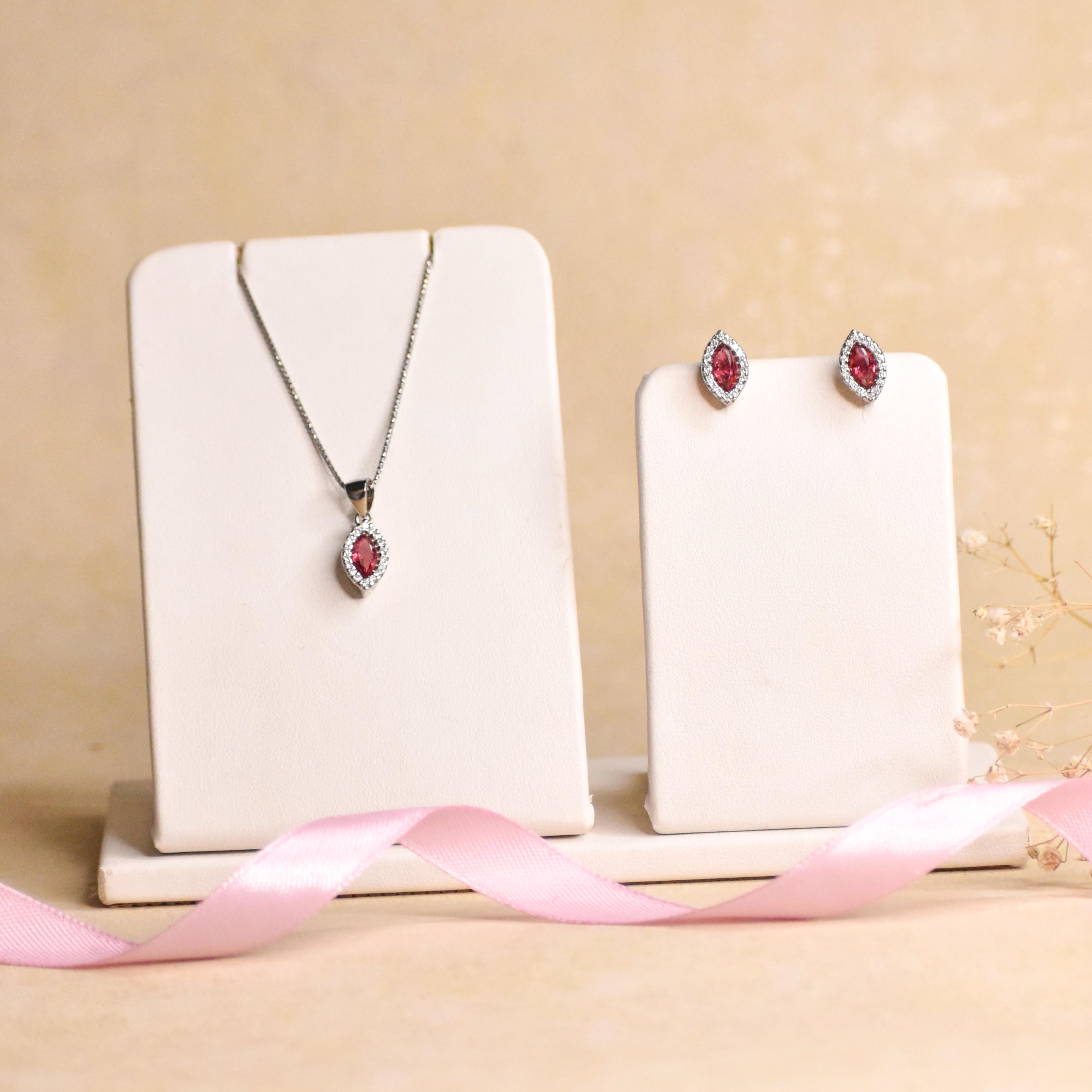 Dreamy Droplet Silver Pendant set