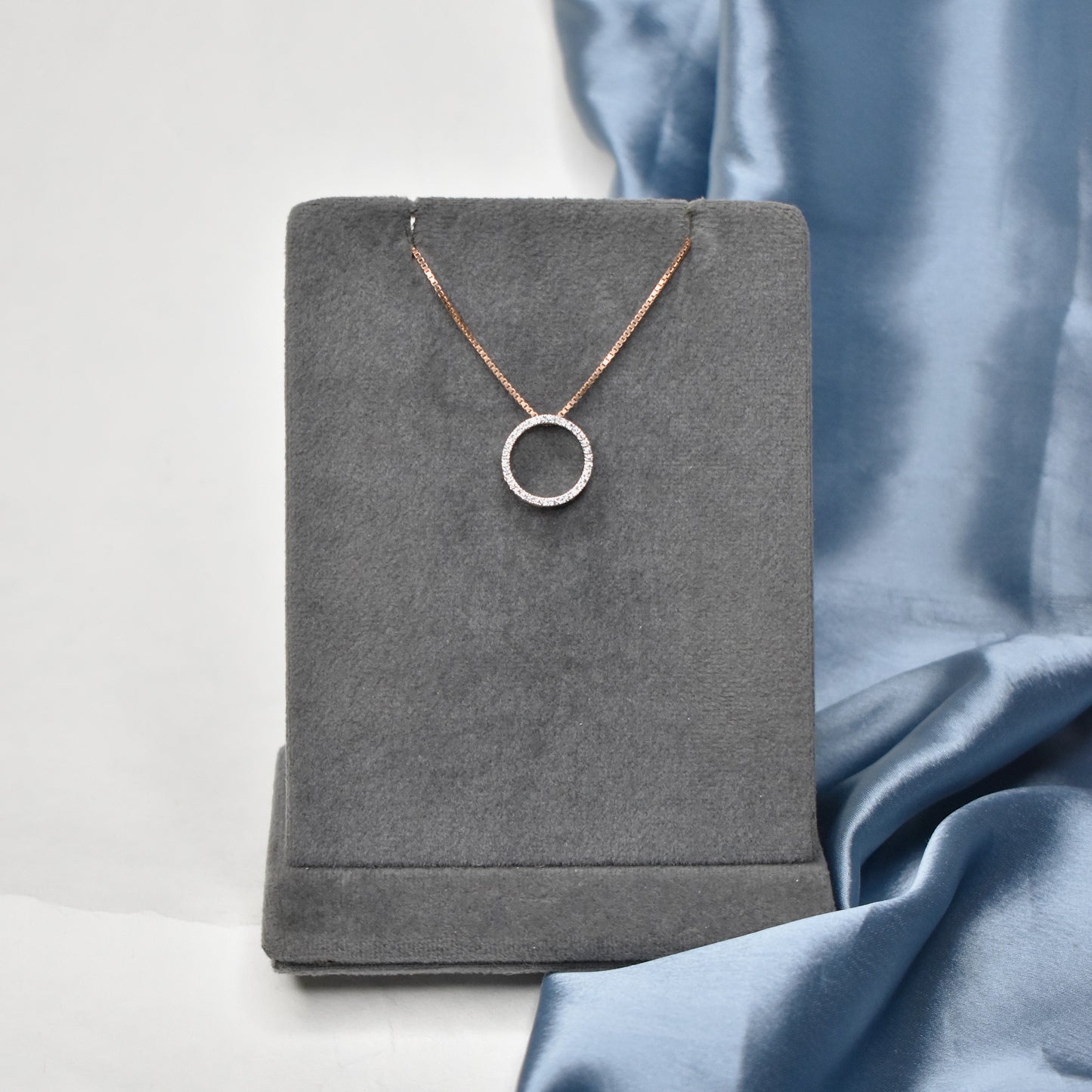 NIA Circular Necklace