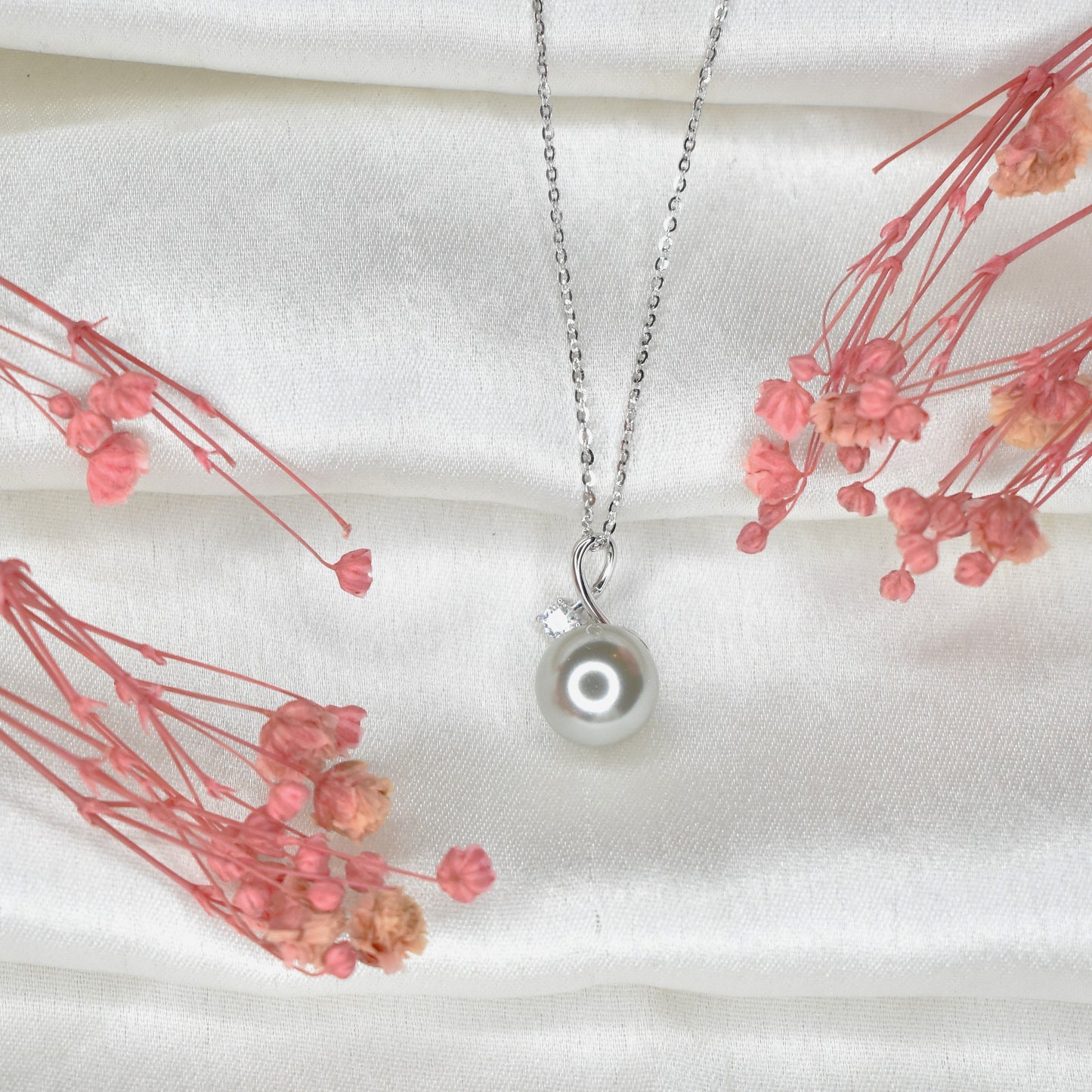 Greish Pearl Necklace