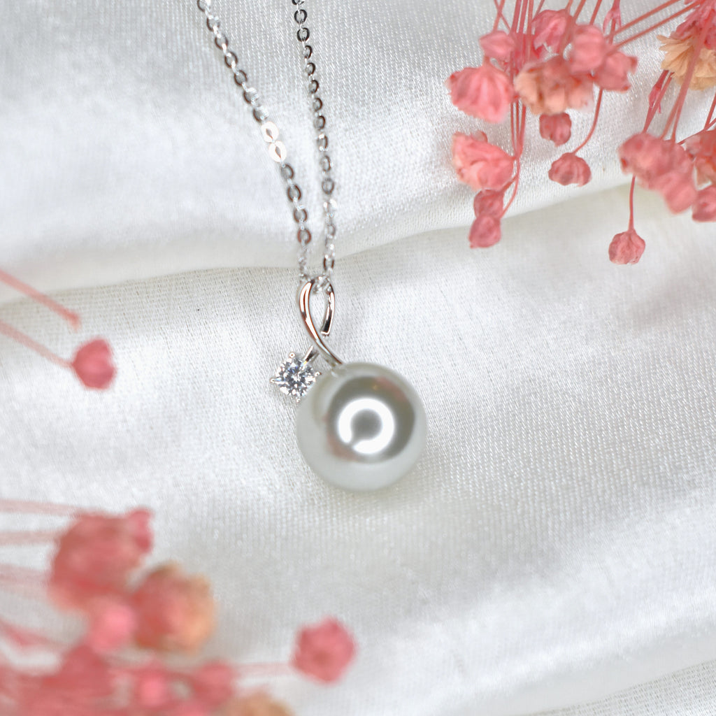 Greish Pearl Necklace