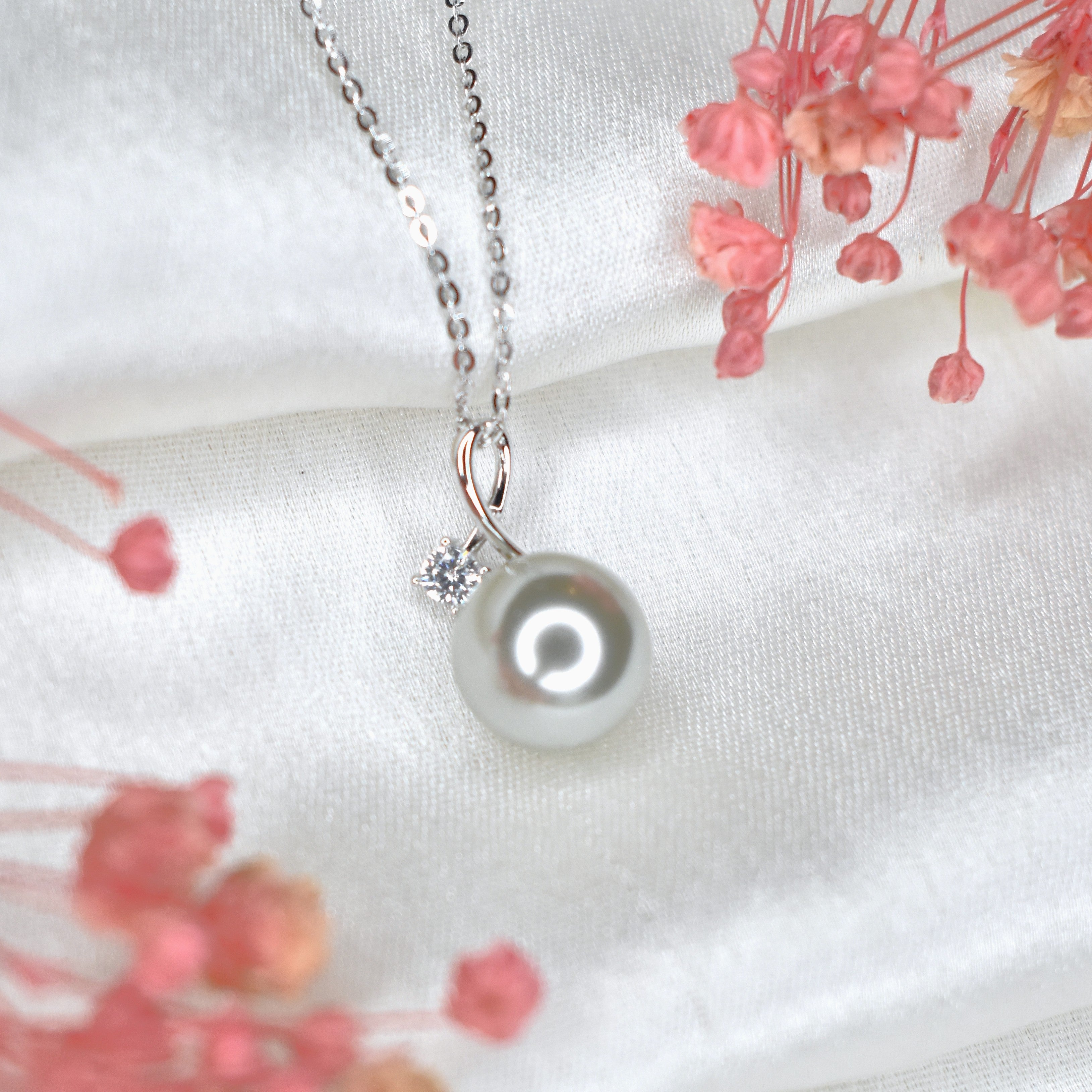 Greish Pearl Necklace