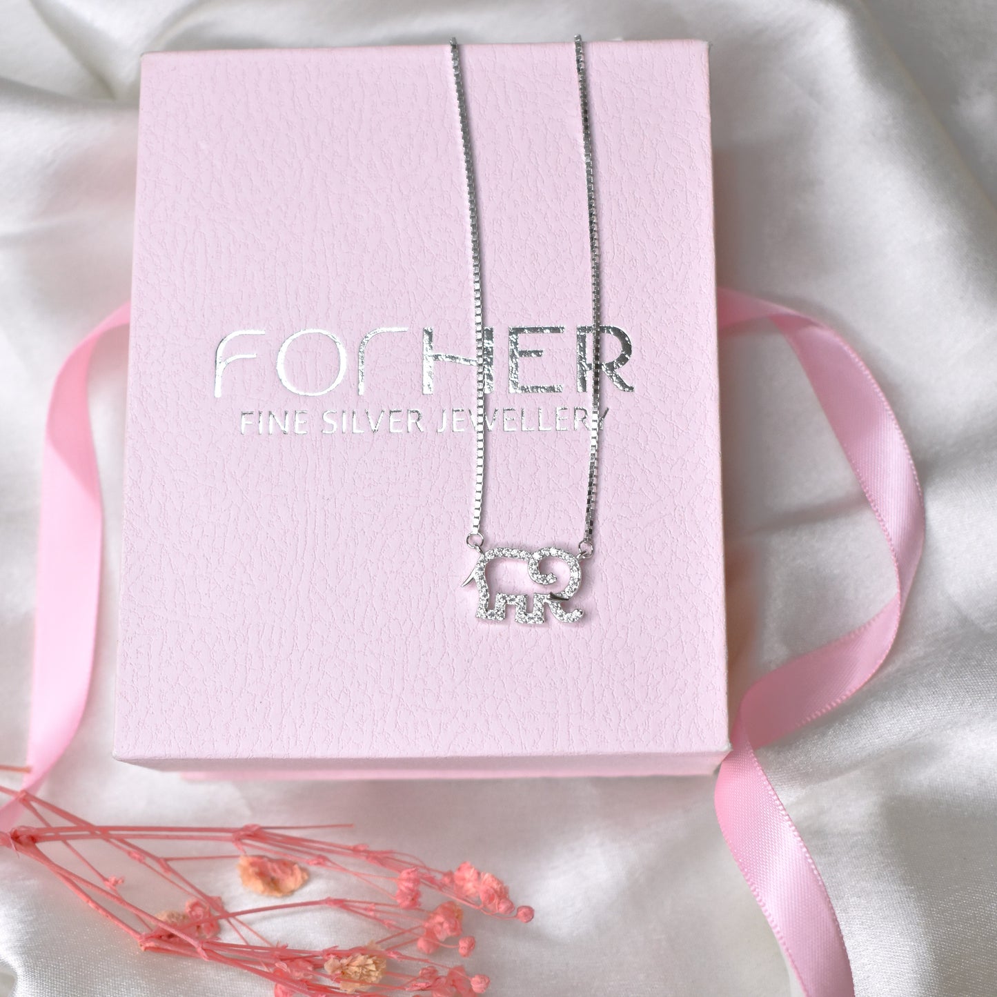 Cutsey Elephant Necklace