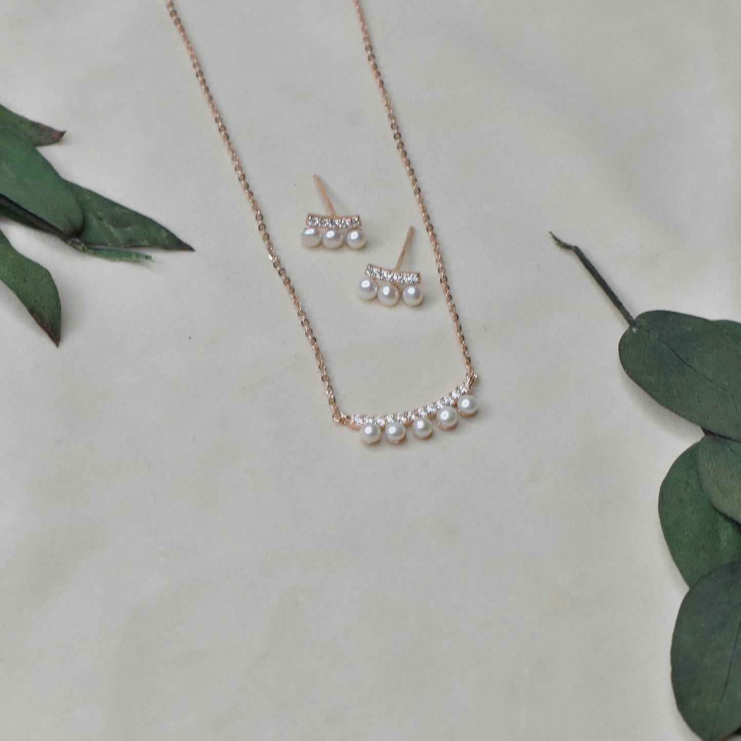 Delicate Pearl Pendant Set