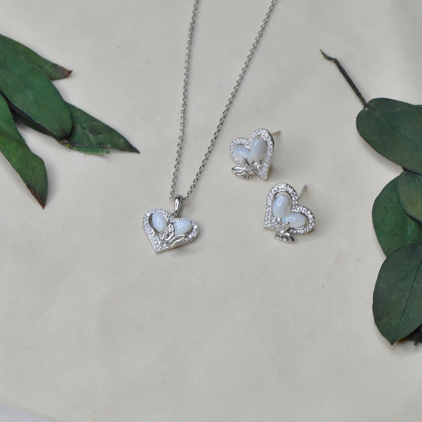 MOP Heart Pendant Set