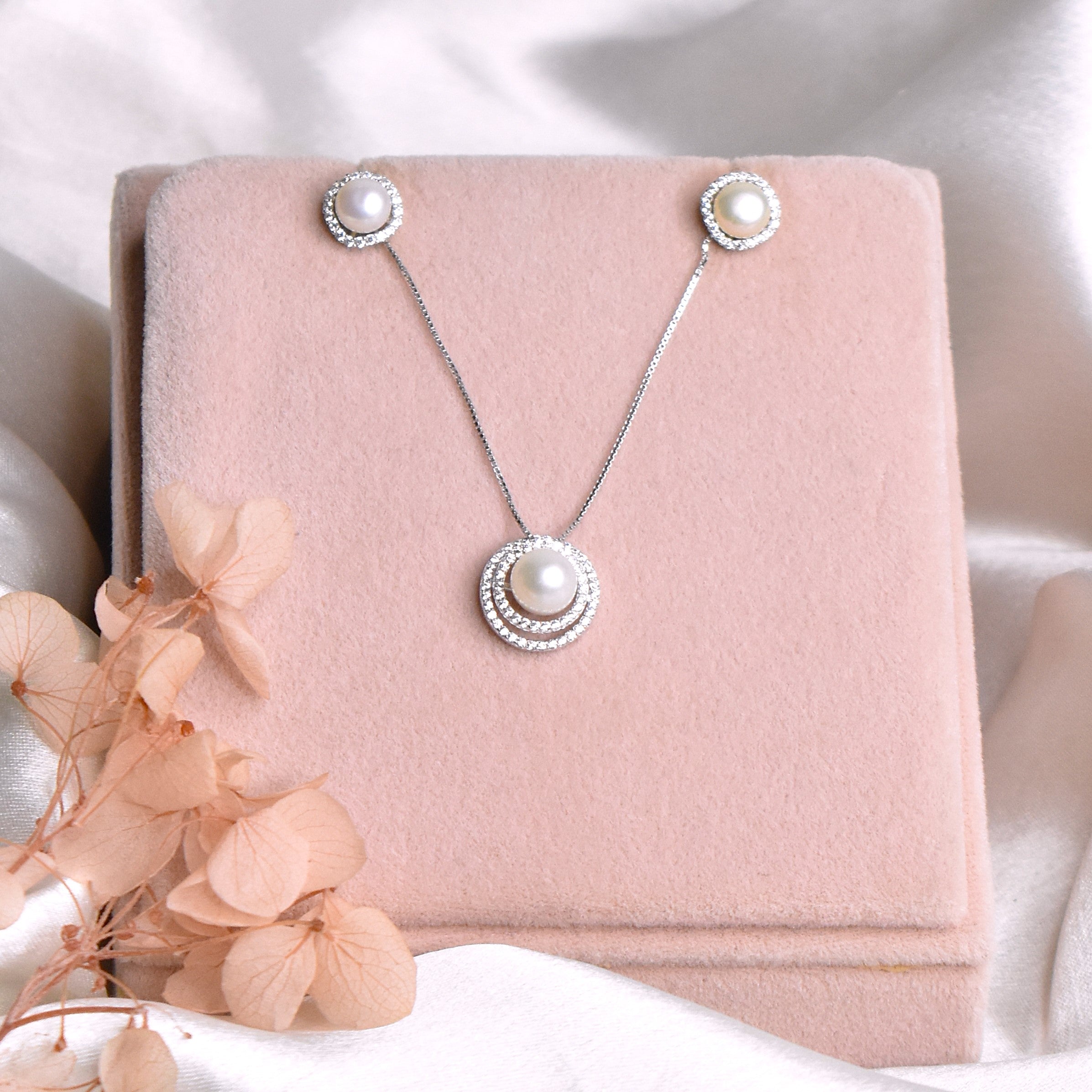 Pearl Double Halo Pendant Set