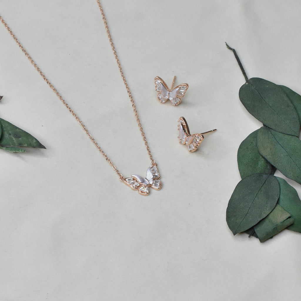 MOP Flutter Pendant Set