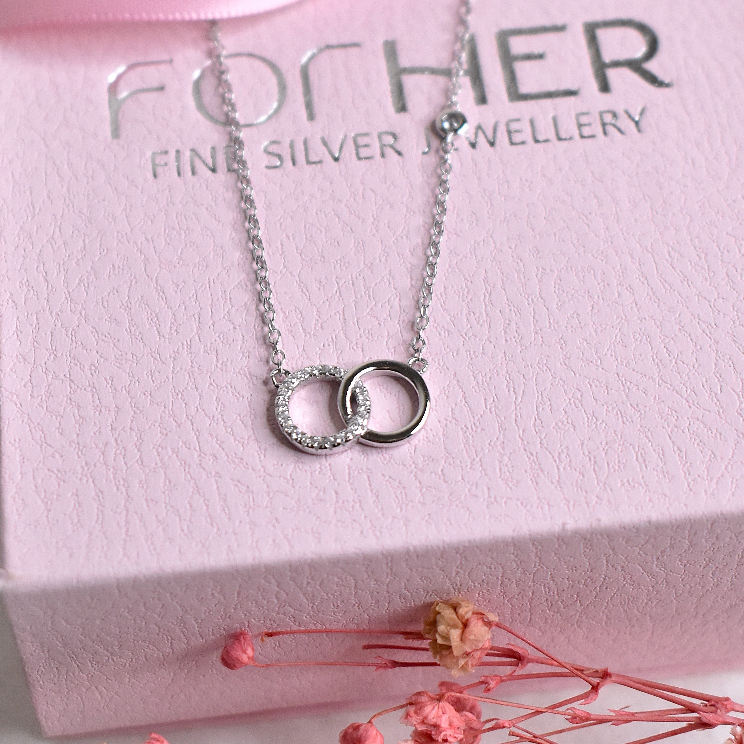 Majestic Halo Pendant Chain