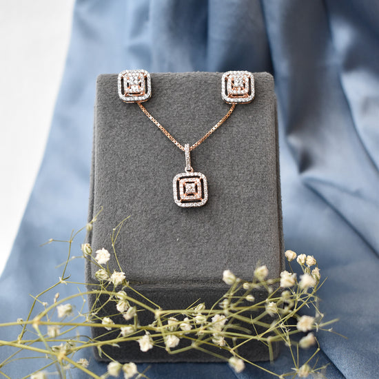 NIA Triad Glow Pendant Set