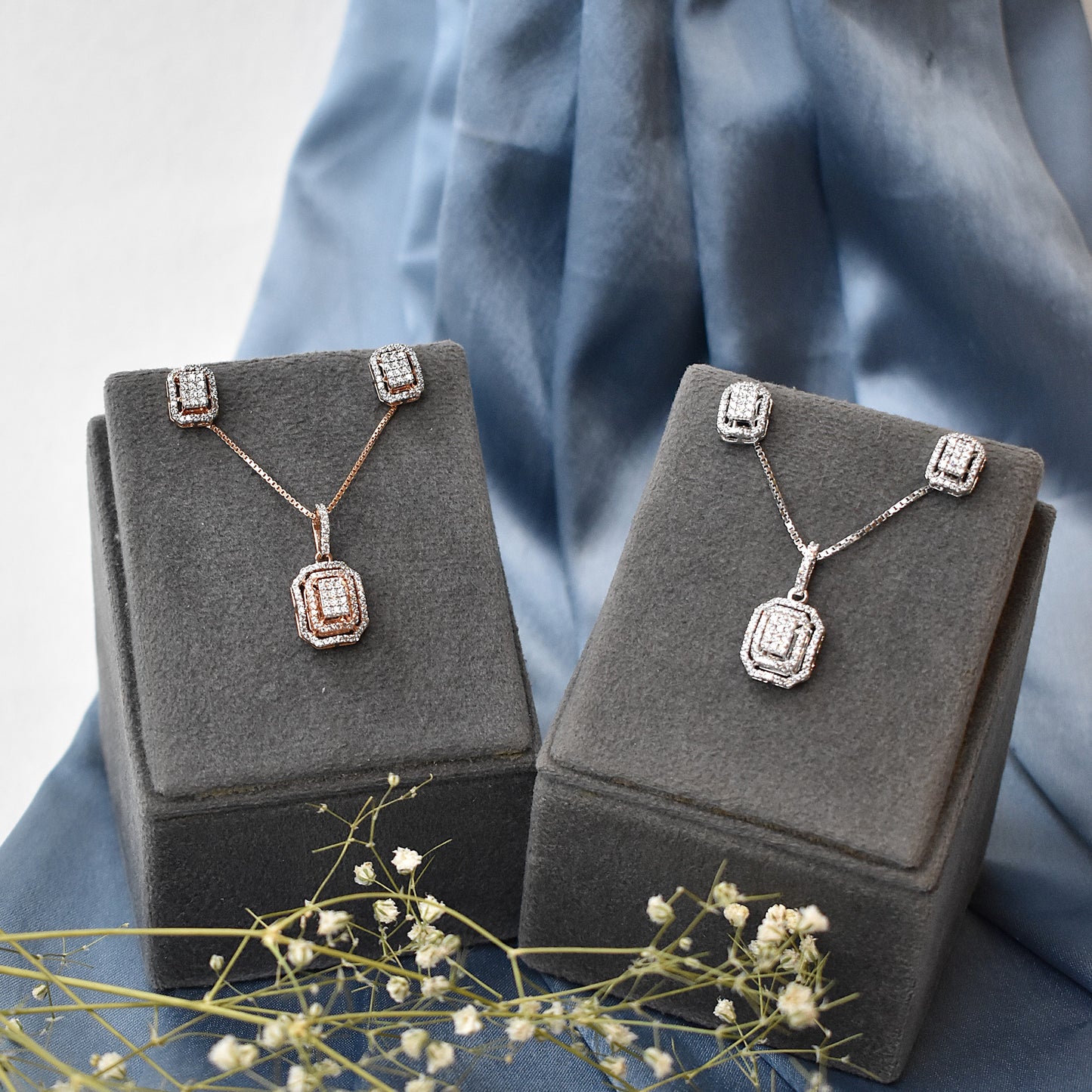 NIA Royal Ember Pendant Set