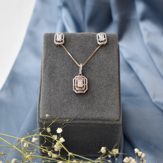 NIA Royal Ember Pendant Set
