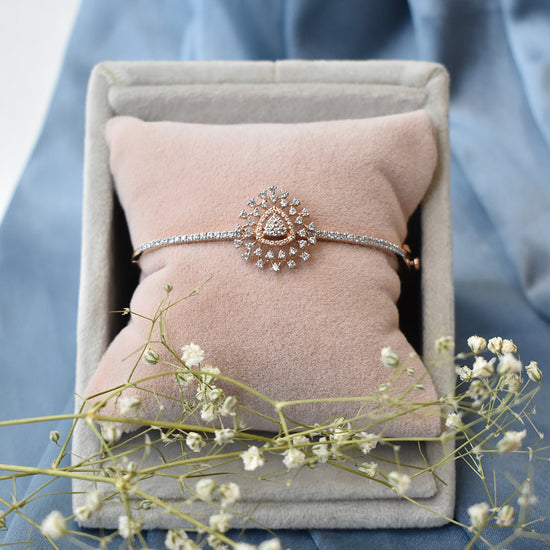 NIA Triangle Bracelet