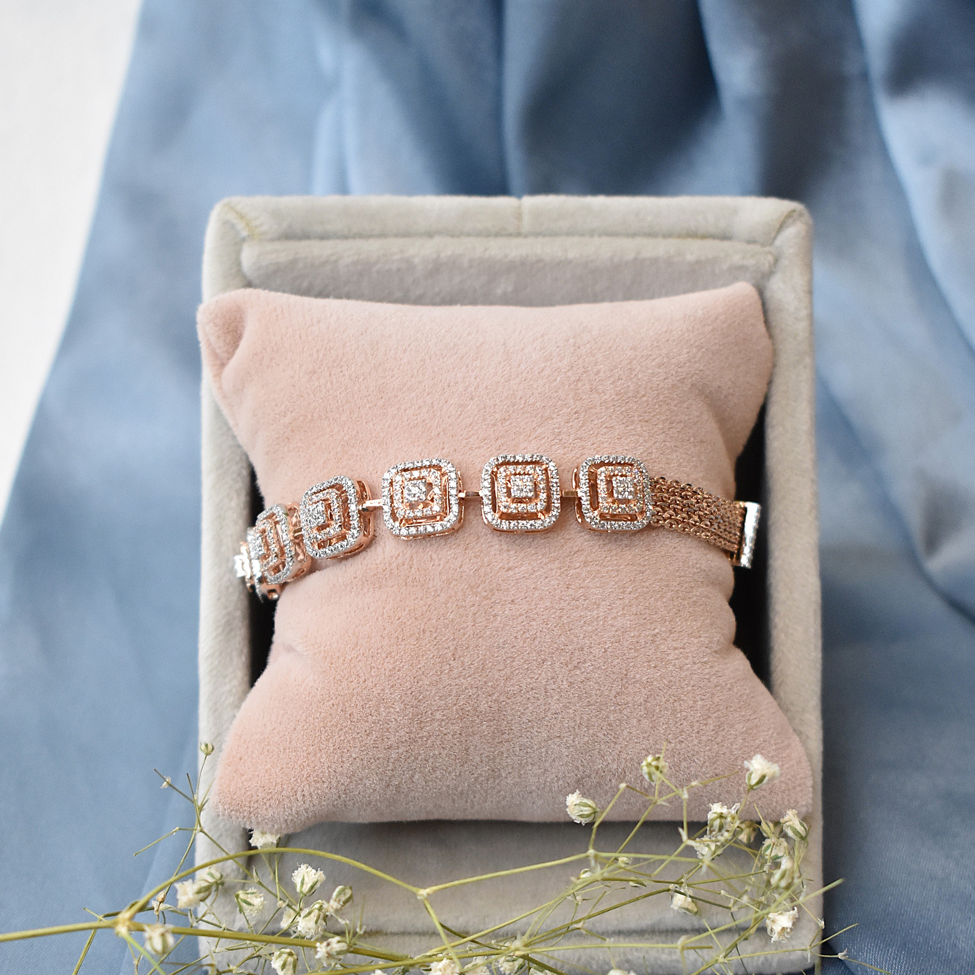 NIA Regal Radiance Bracelet