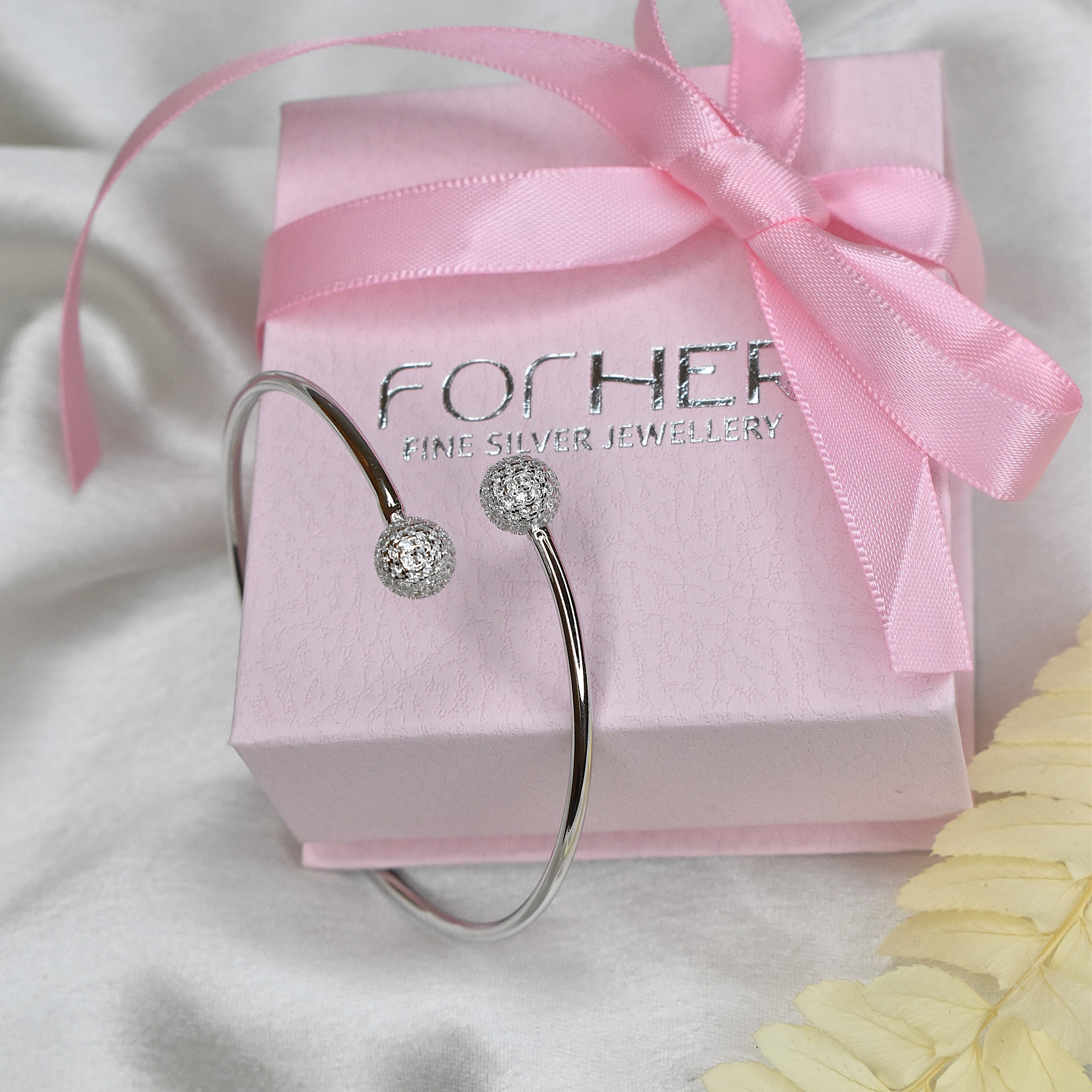 Circular Kada Bracelet