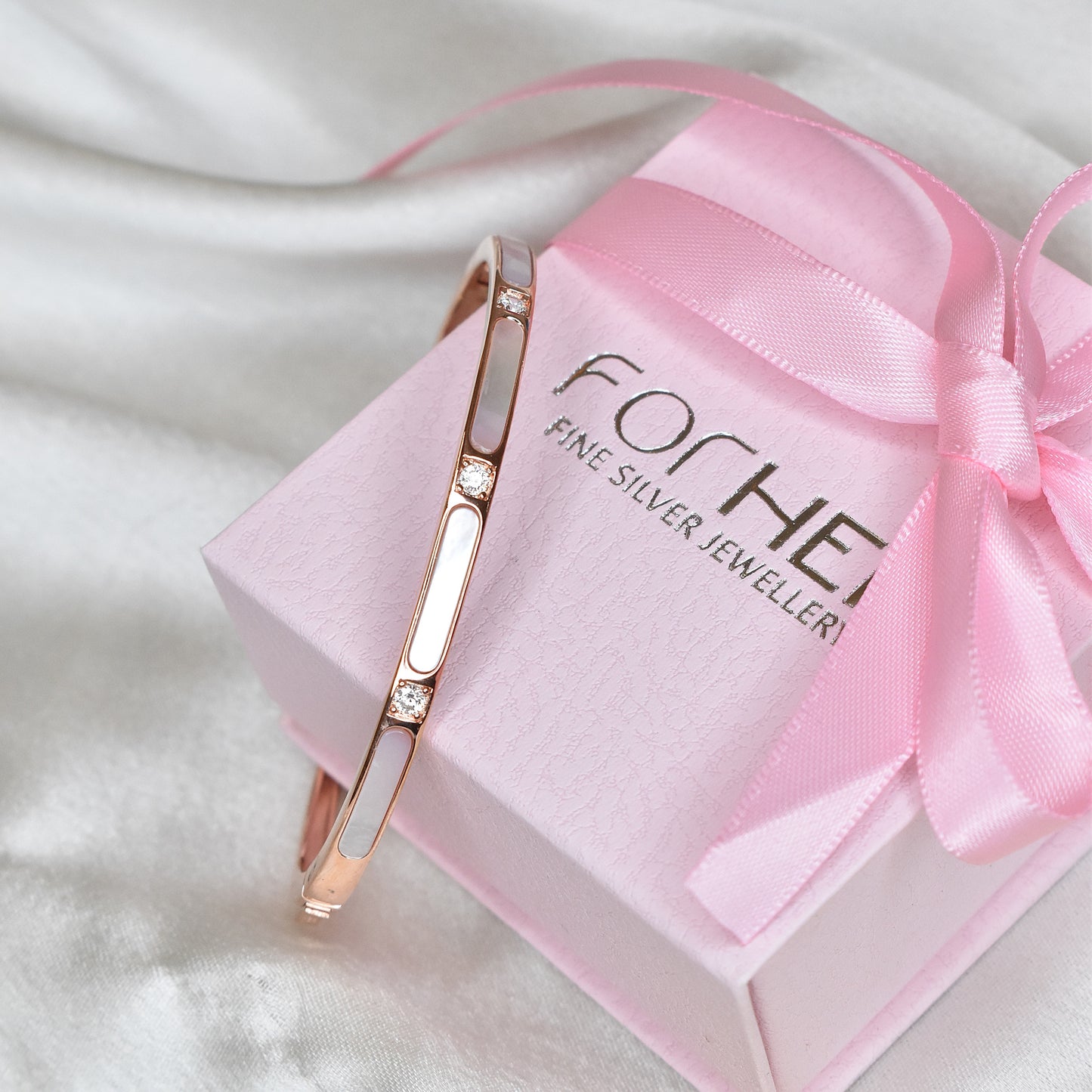 MOP Kada Bracelet