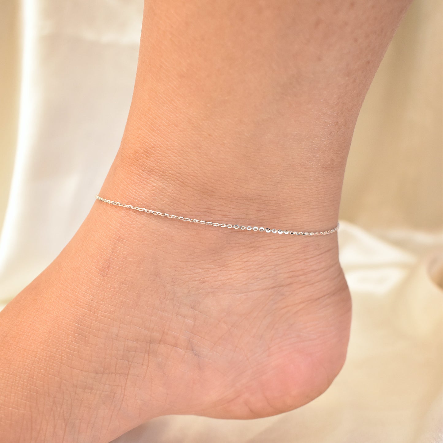 Minimal Chain Anklet