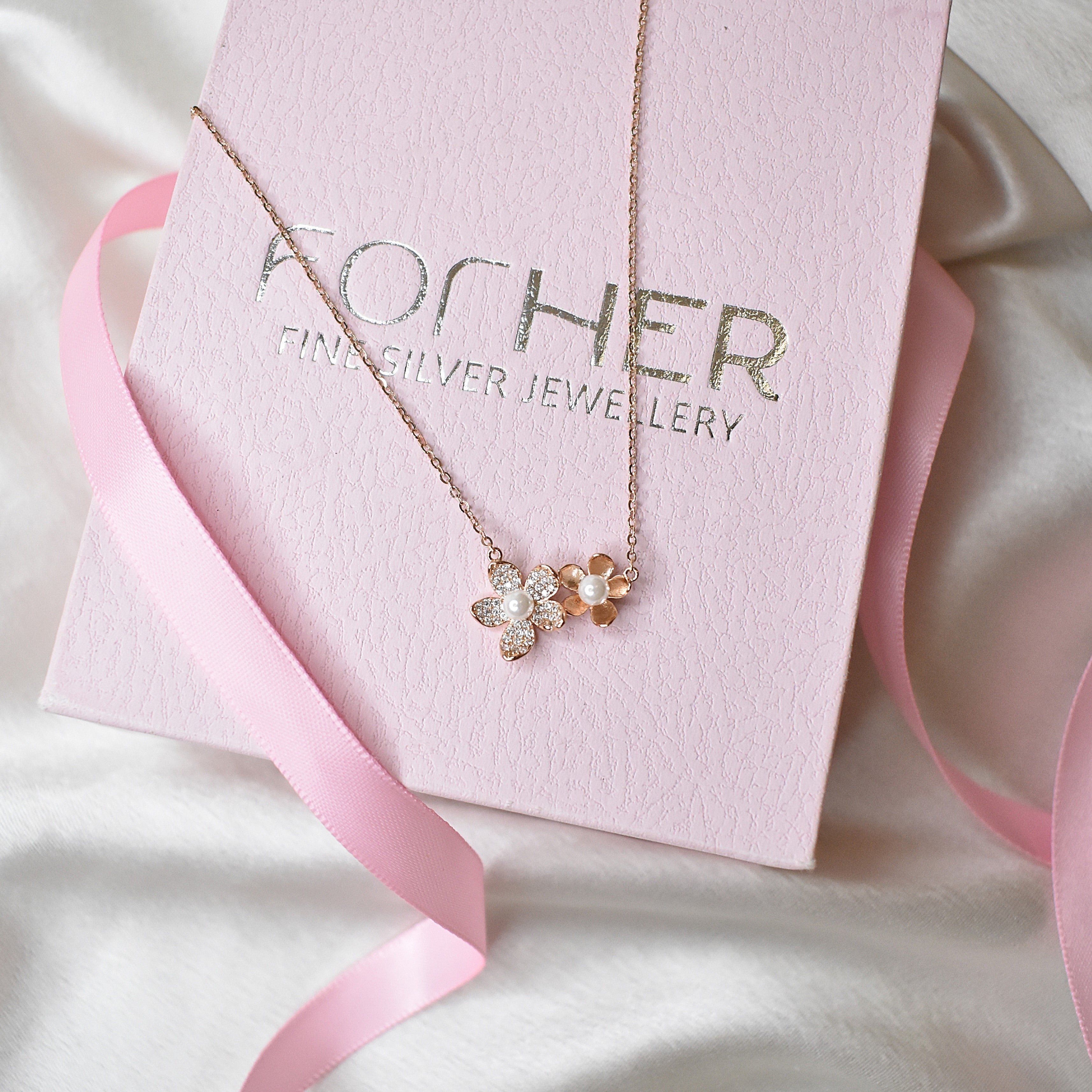 Pearl Bloom Necklace