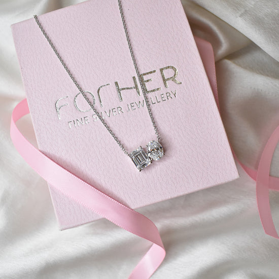 Toi et Moi Pendant Chain