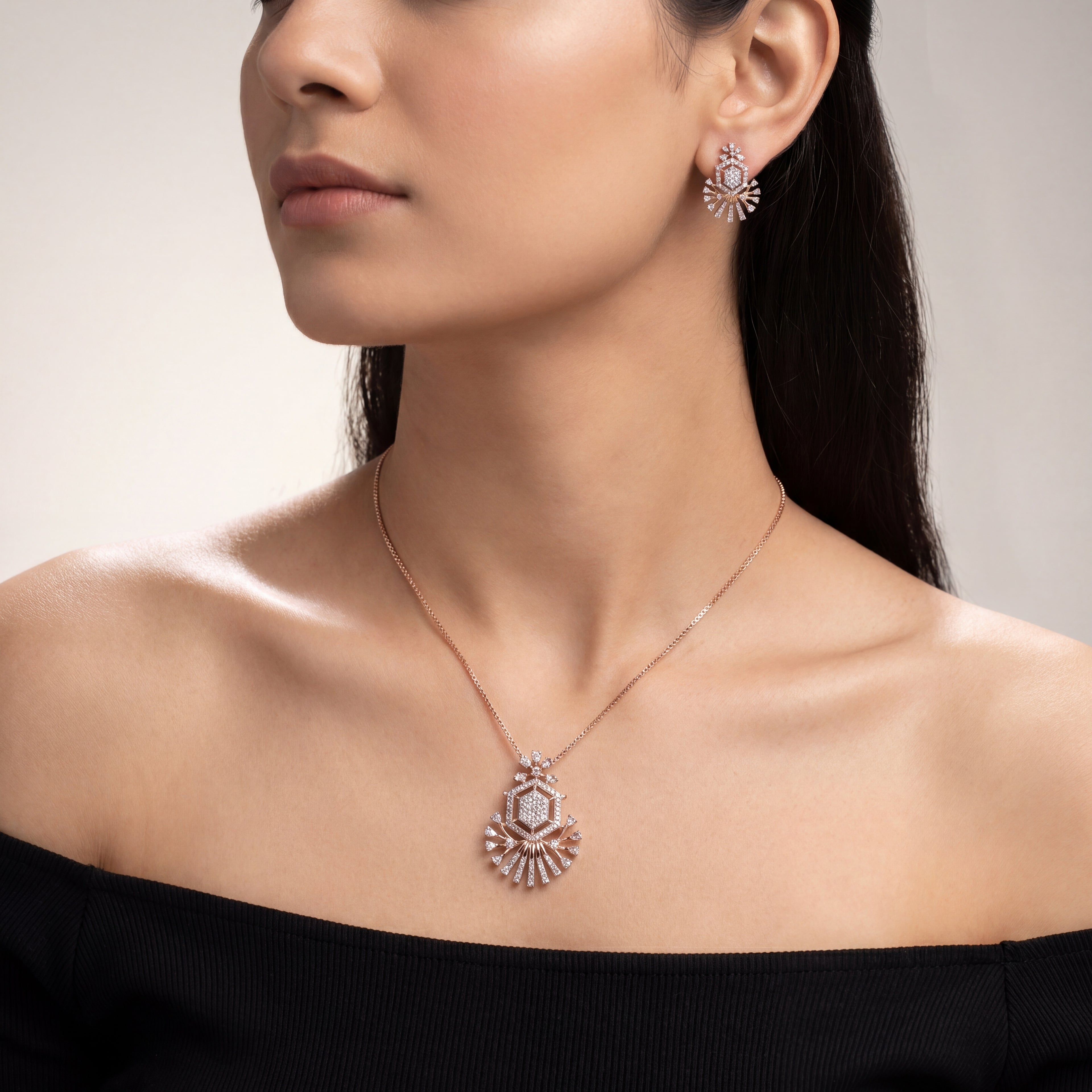 Nia Crown Pendant Set