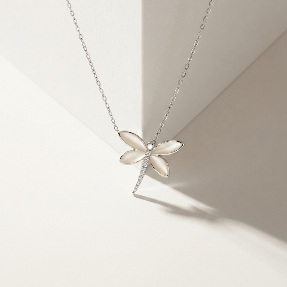 Fly Pendant Chain