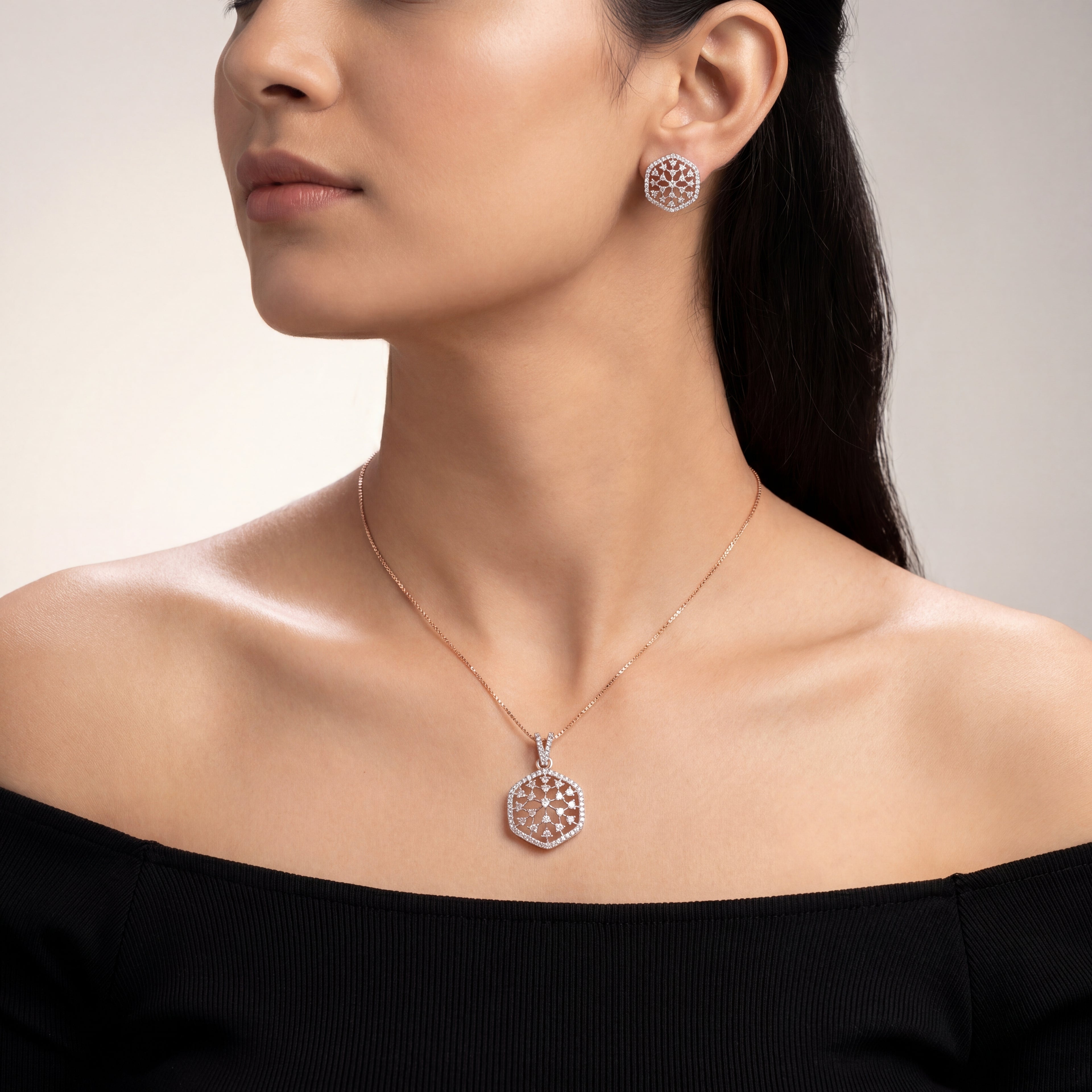 Nia Cluster Pendant Set