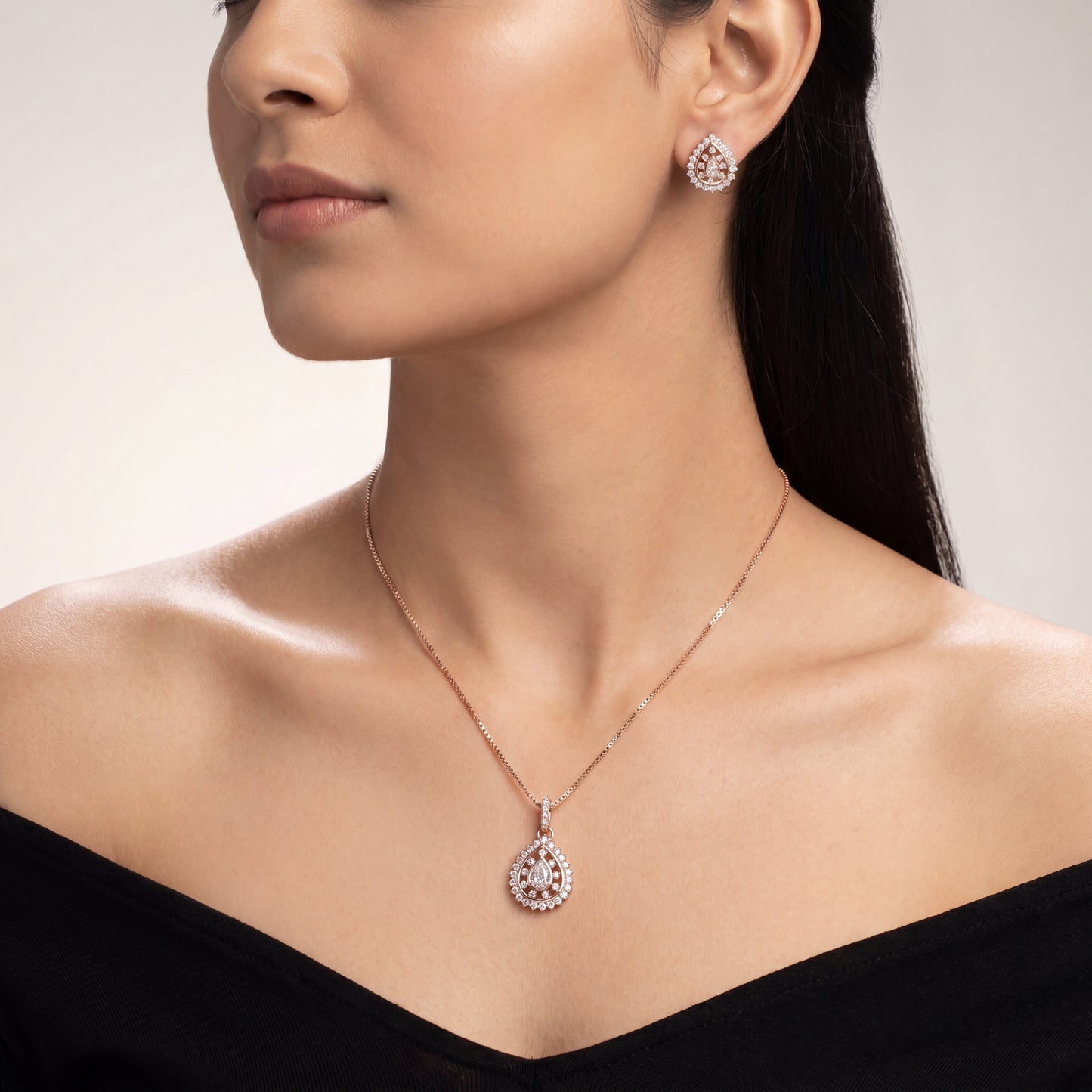 Tear Drop Pendant Set