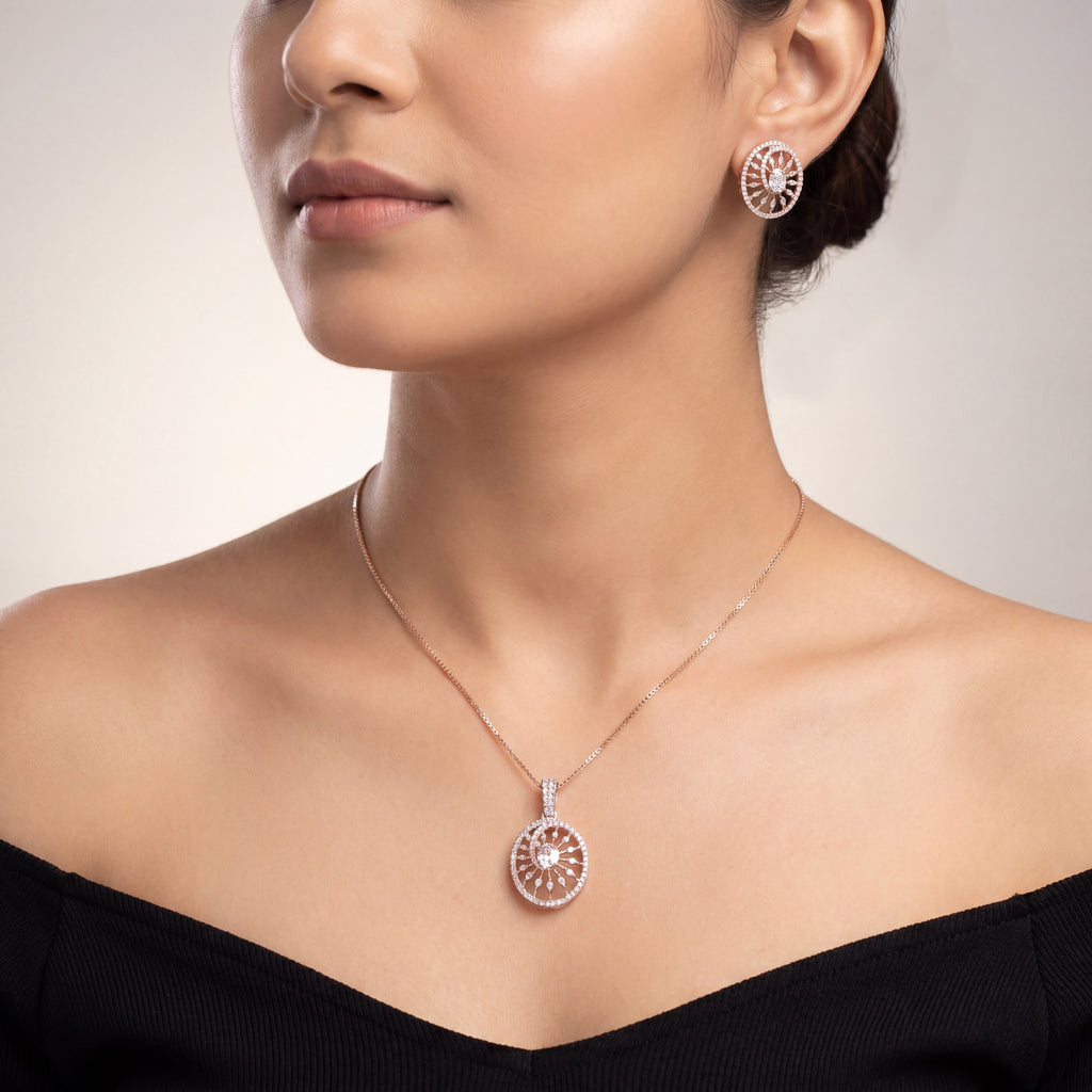 NIA Serenity Spark Pendant Set