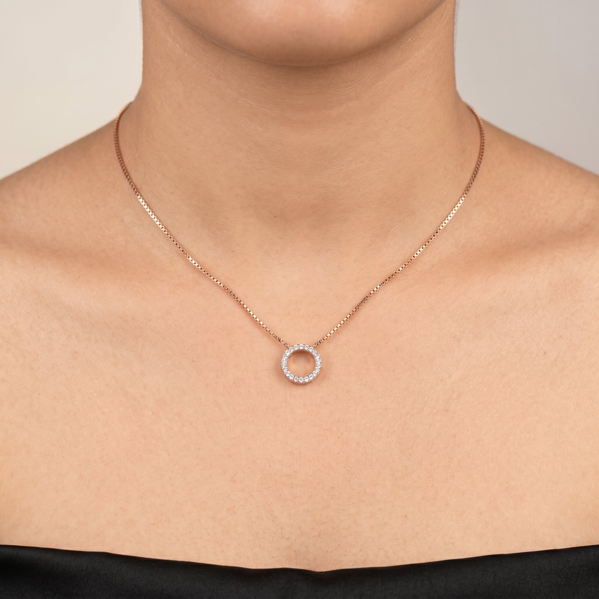 NIA Circular Necklace