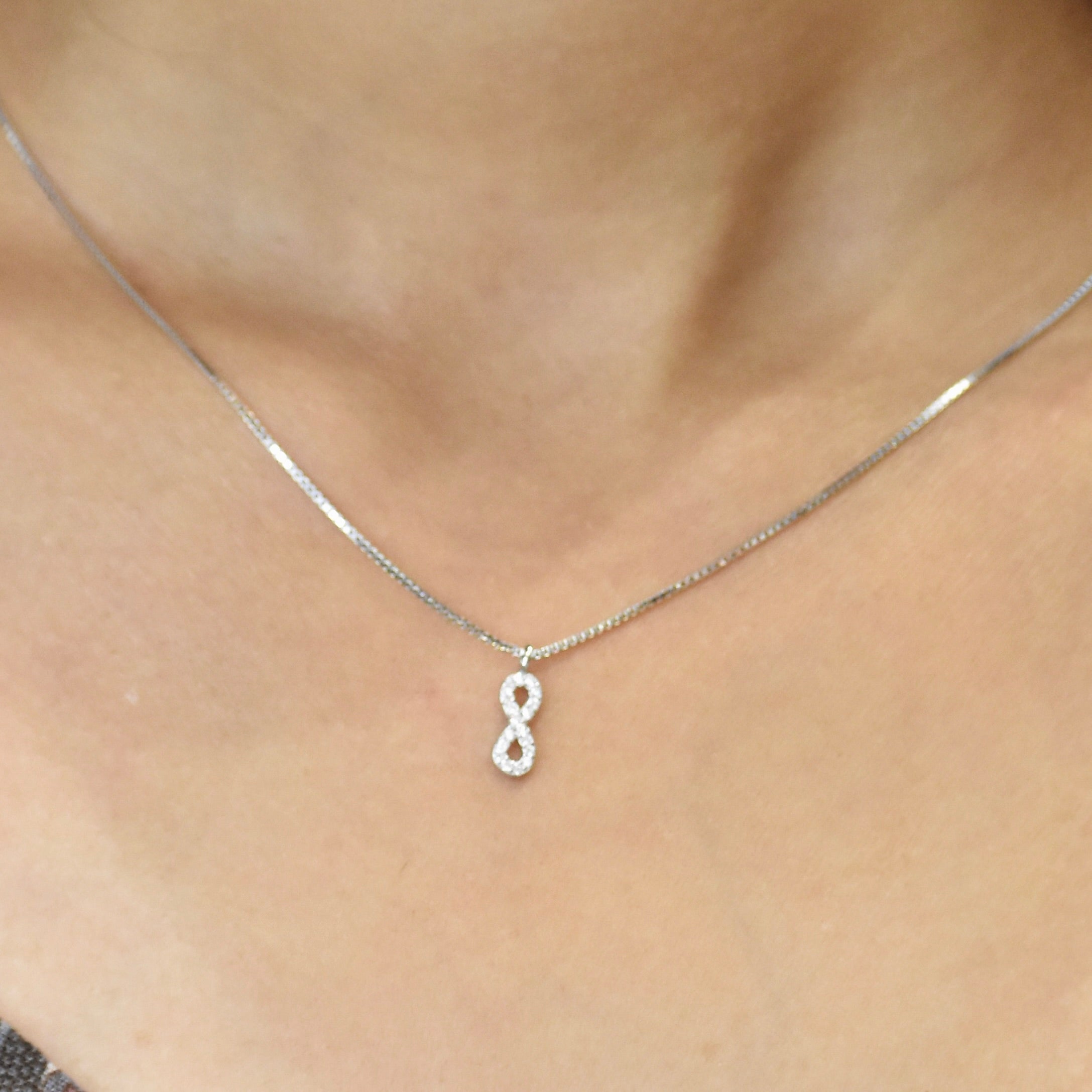 Infinity Pendant Set