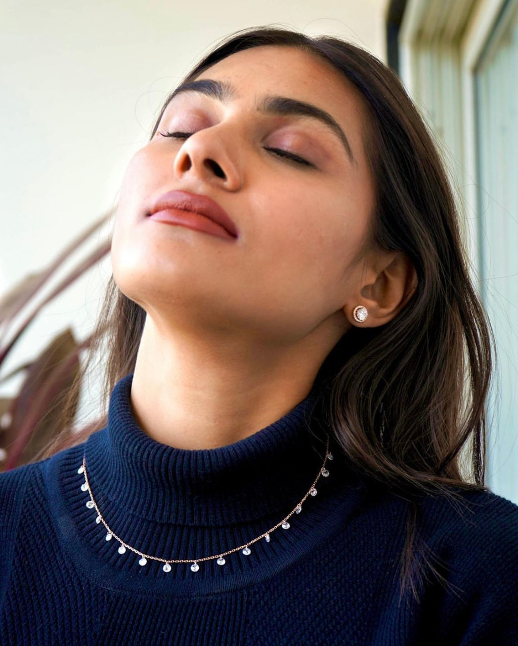 One Line Crystal Necklace