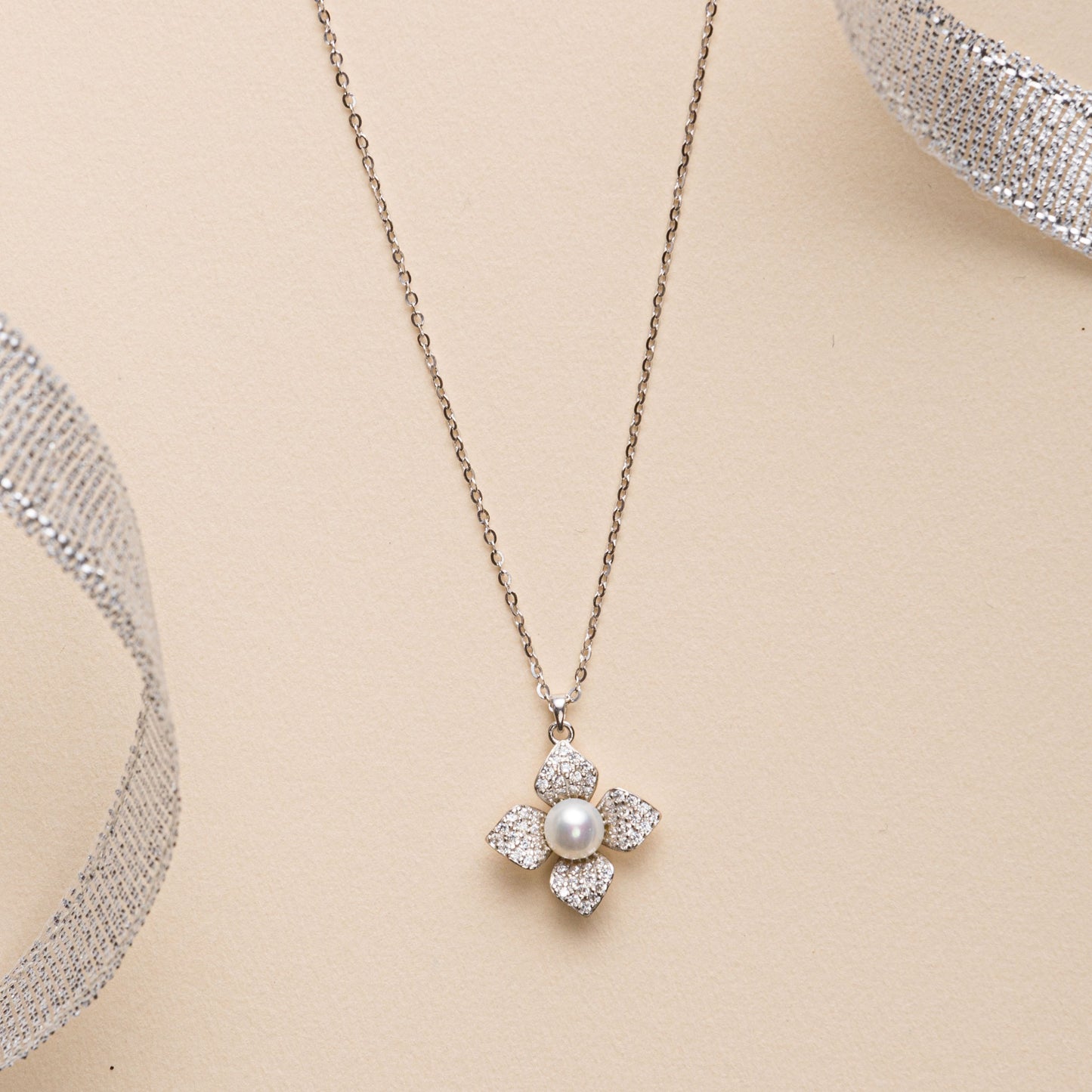 Flower with pearl Sterling Silver Pendant Chain