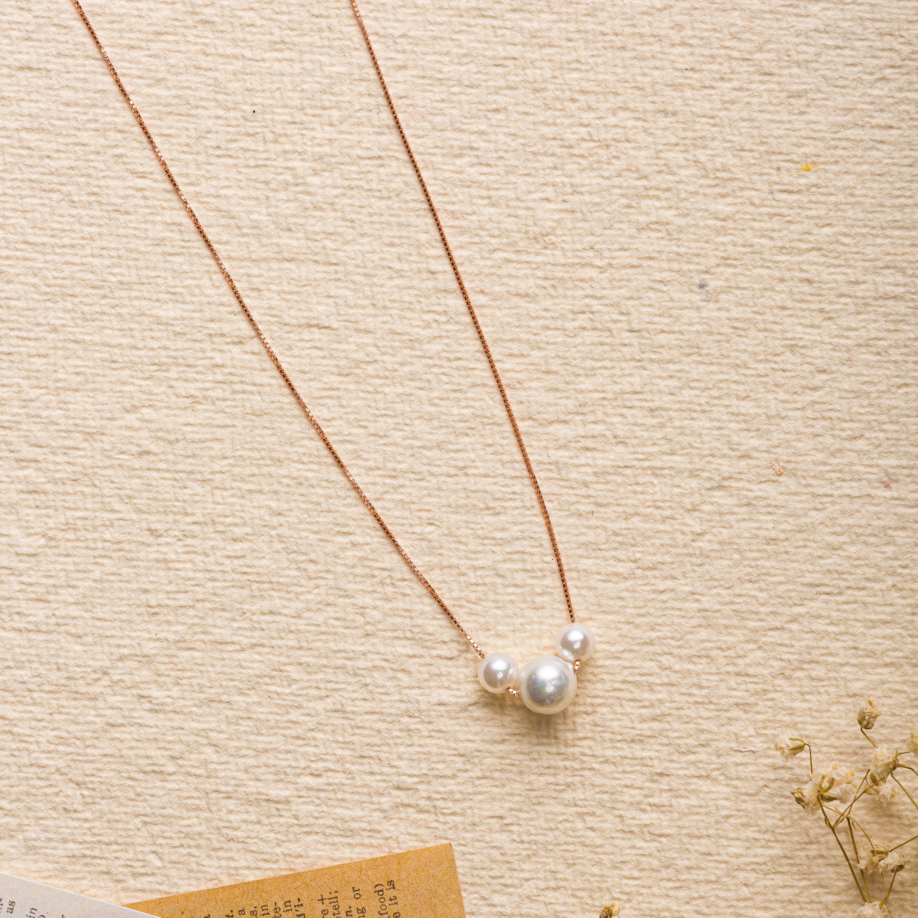 Hanging Pearls with Chain