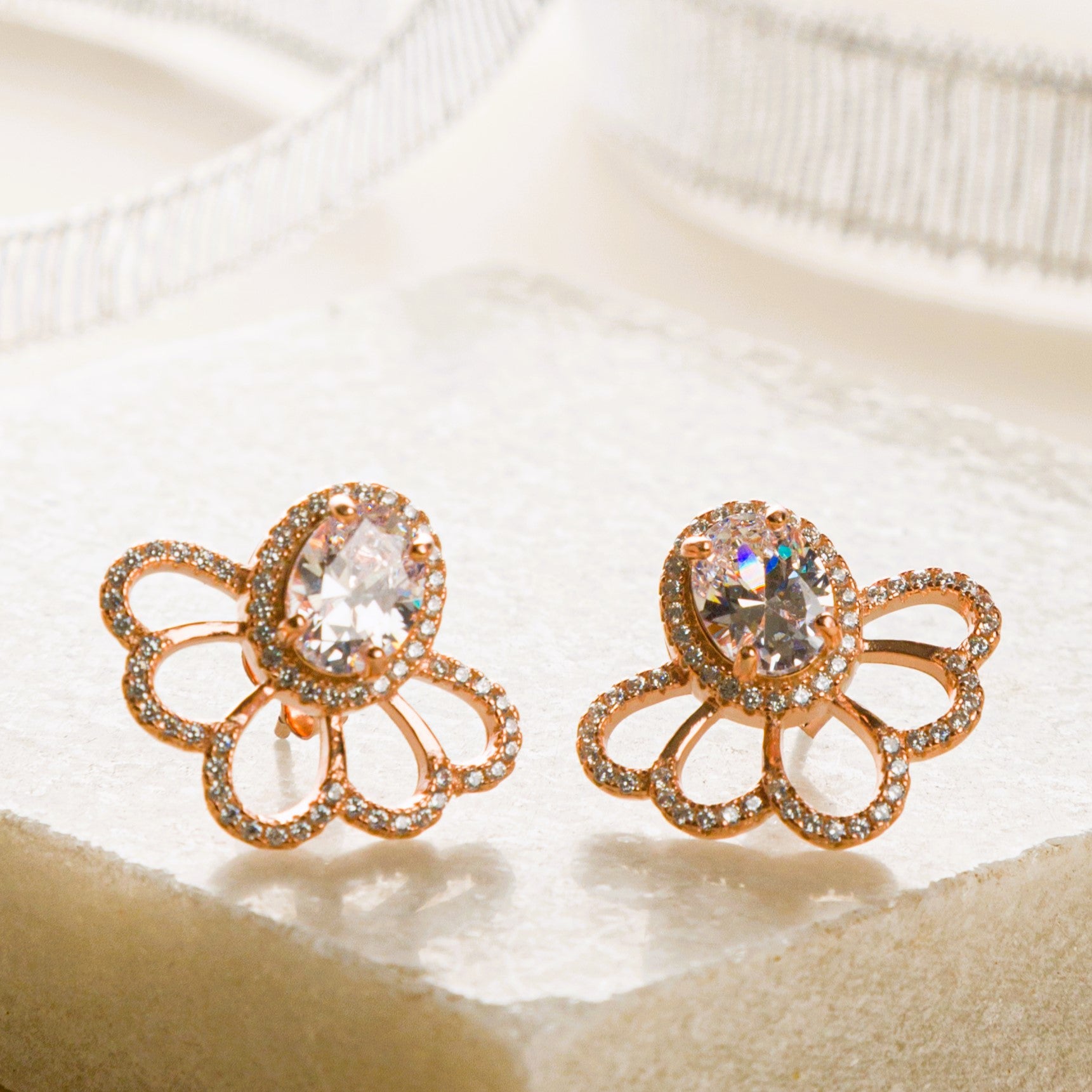 Crown Up Earrings