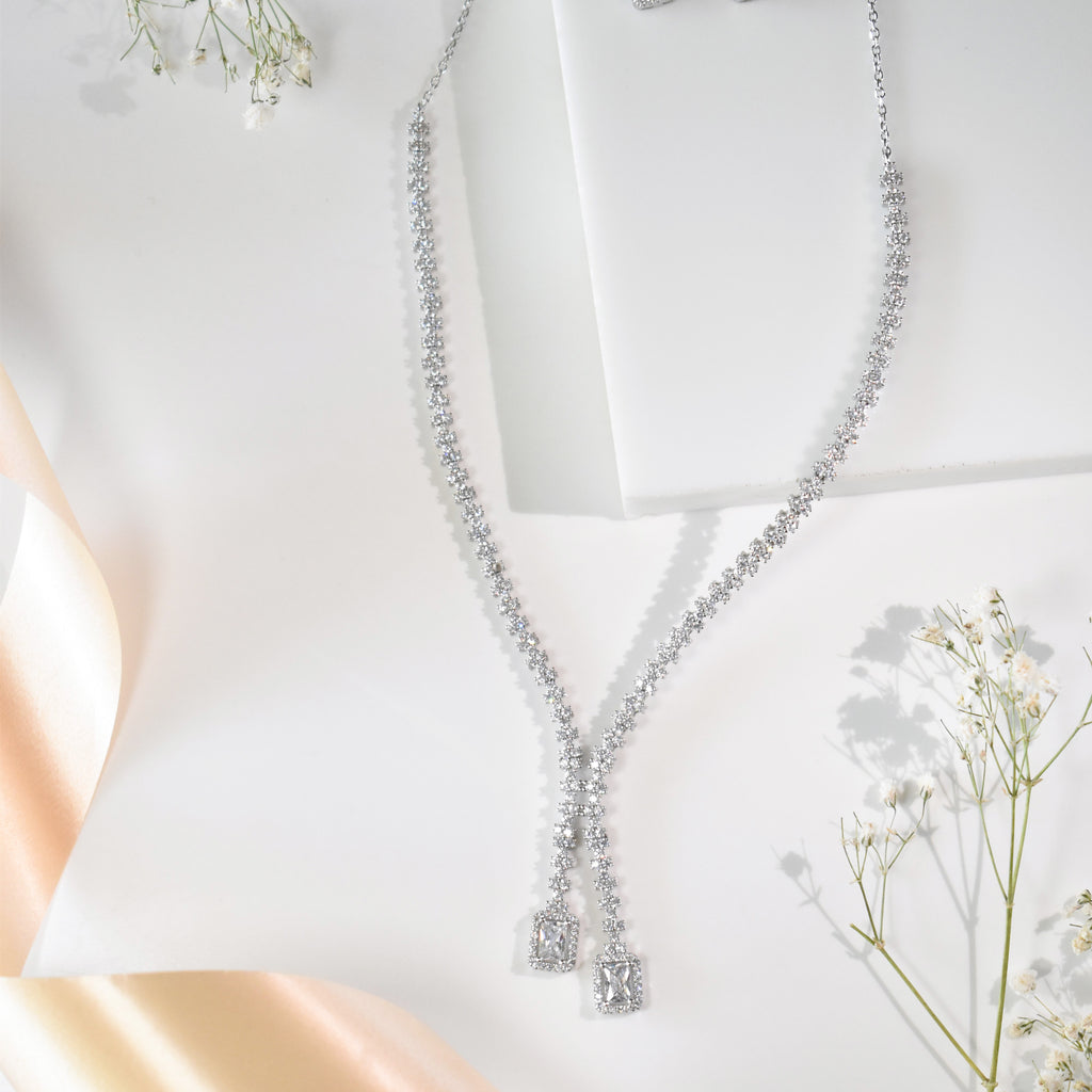 Magnificent Silver Necklace with Earrings