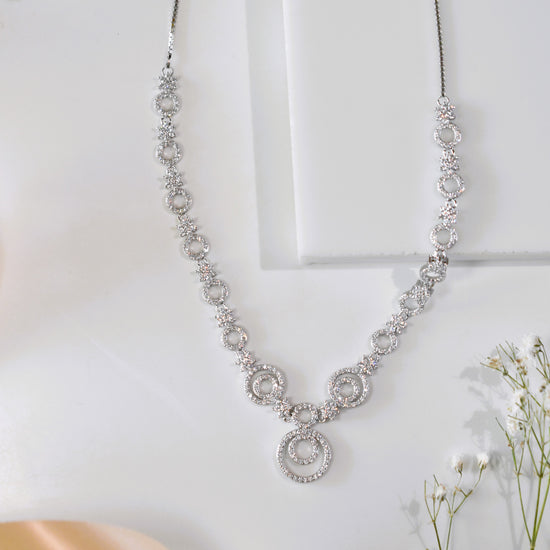 Circular Elegant Silver Necklace with Earrings