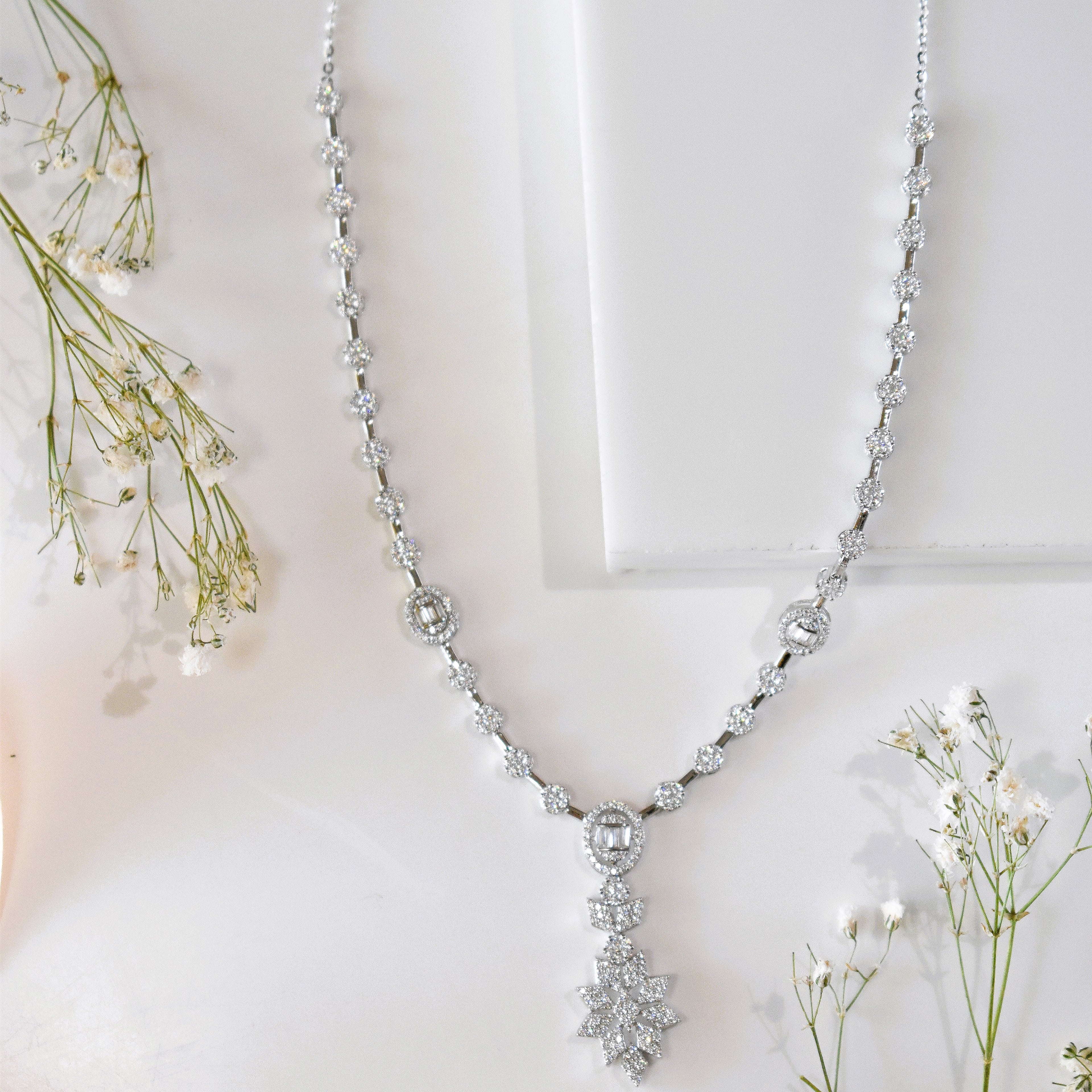 Exquisite Silver Necklace with Earrings