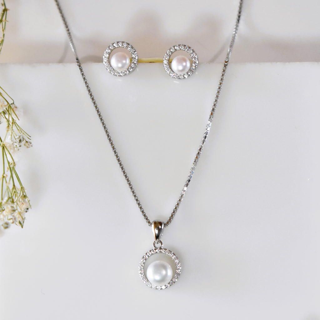 Diamond Encircle Pearl Rosegold Necklace Set