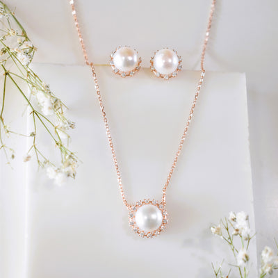 Dainty Pearl Rosegold Necklace Set