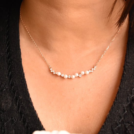 Line of Pearls and Solitaires Rosegold Pendant Chain