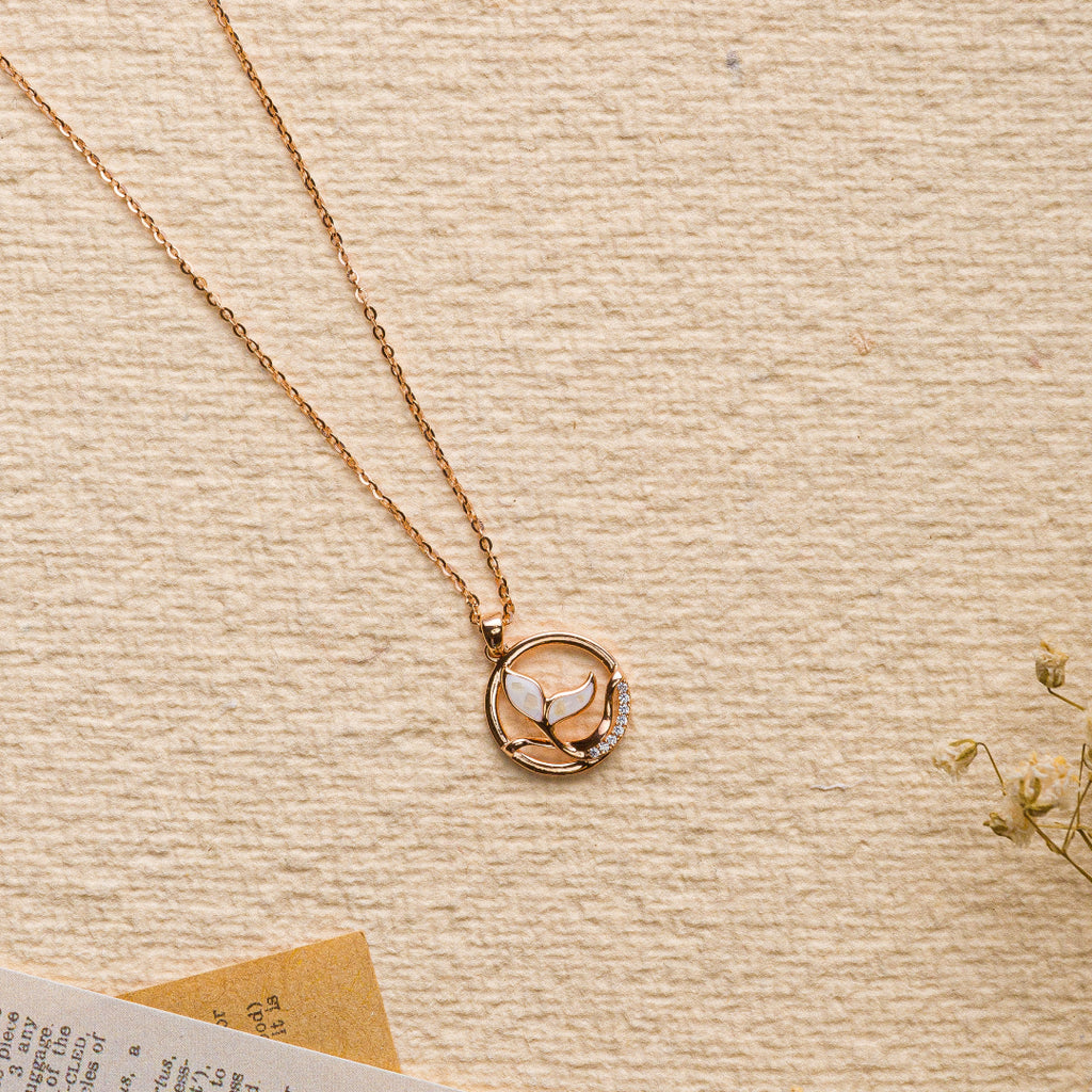 Elegant Encircle flower Sterling Silver Pendant Chain