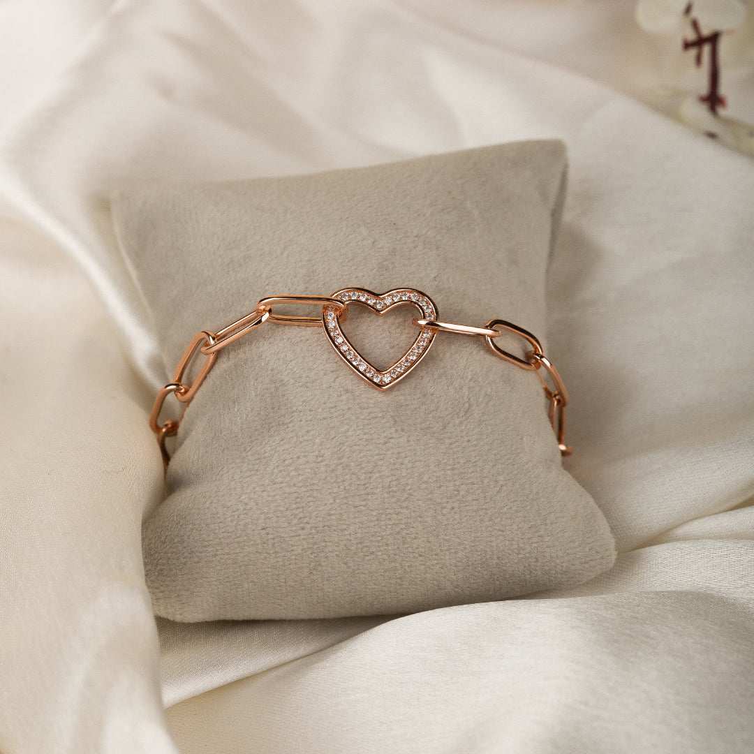 Romantic Metal Heart-Shaped Pendant Bracelet Charming Women's Wedding Rose  Gold Bracelet Jewelry Fashion Valentine's Day Gift - China Women Bracelet  and Jewelry price | Made-in-China.com