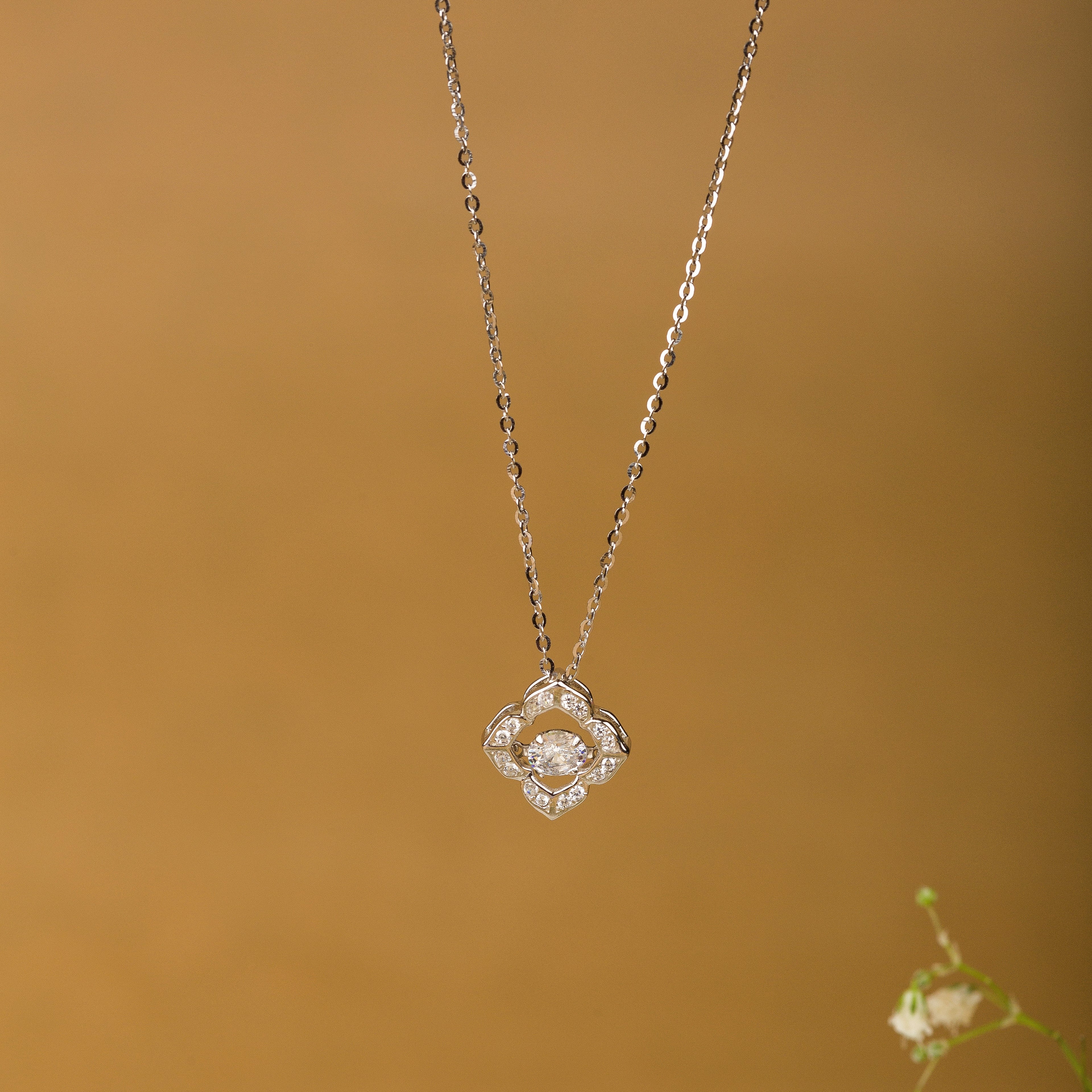 Floral Solitaire Sterling Silver Pendant Chain