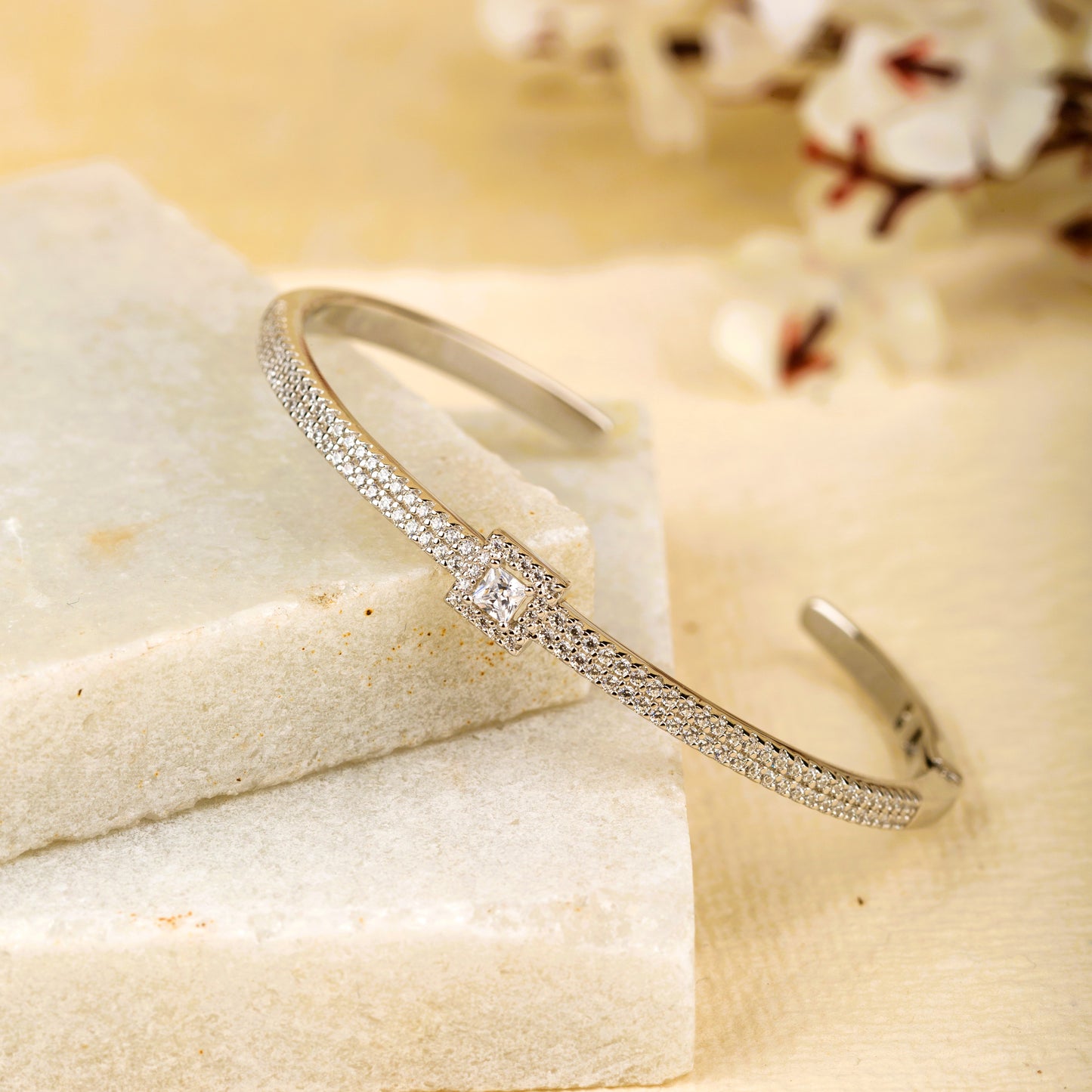 Silver Elegant Open Bracelet