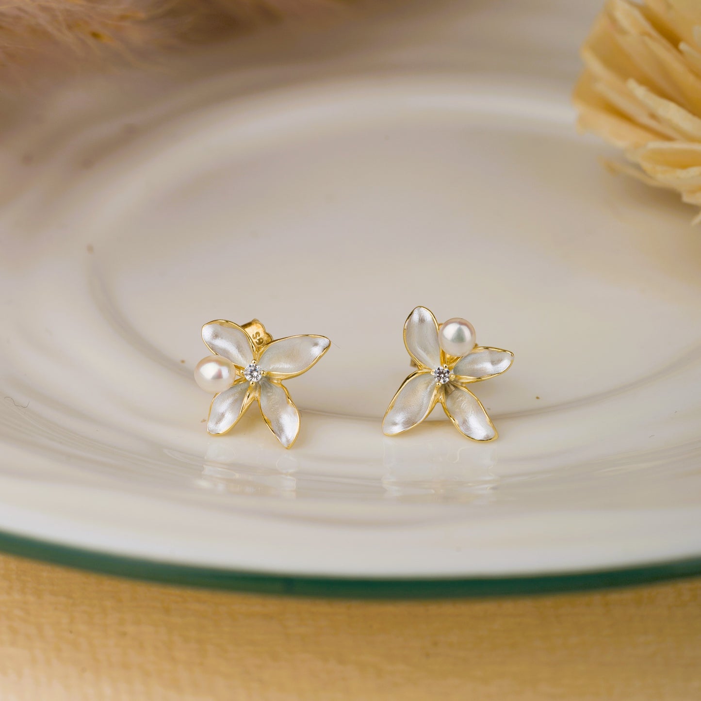 Buy White Earrings for Women by GLOBUS Online | Ajio.com